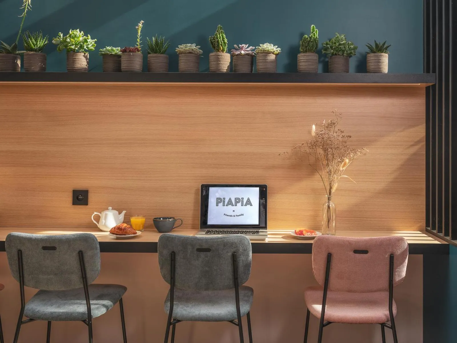 Lobby or reception in Hôtel Piapia