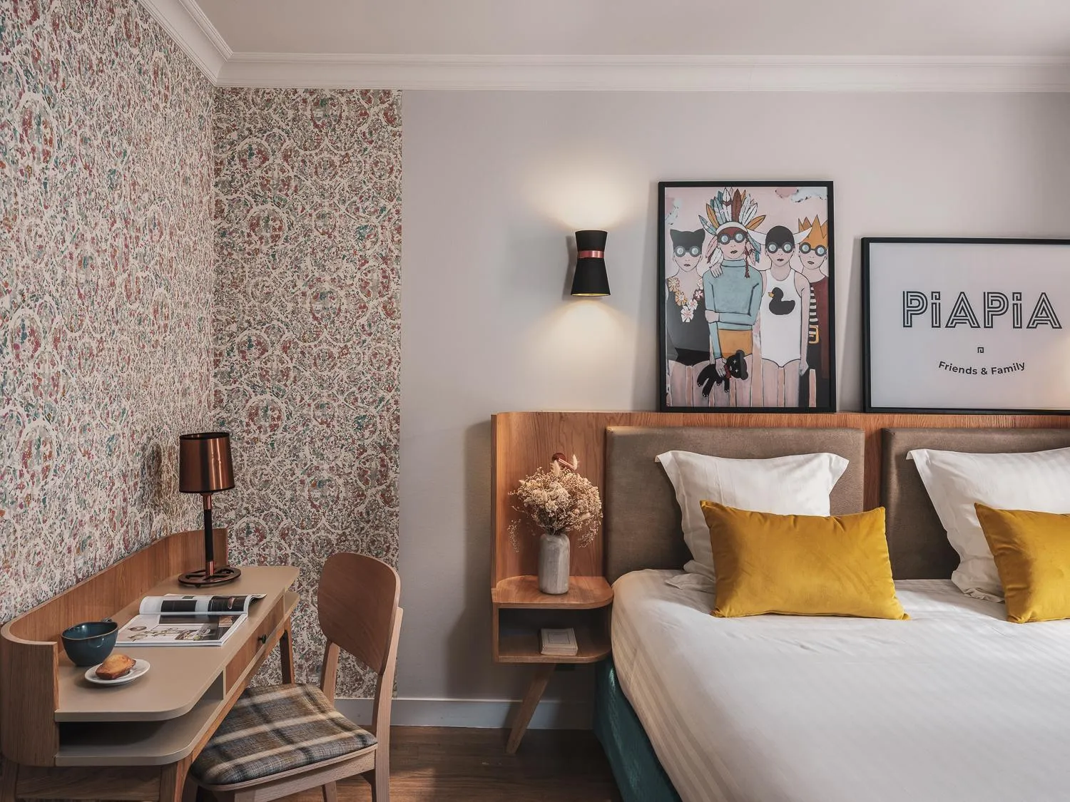 Bedroom, Bed in Hôtel Piapia