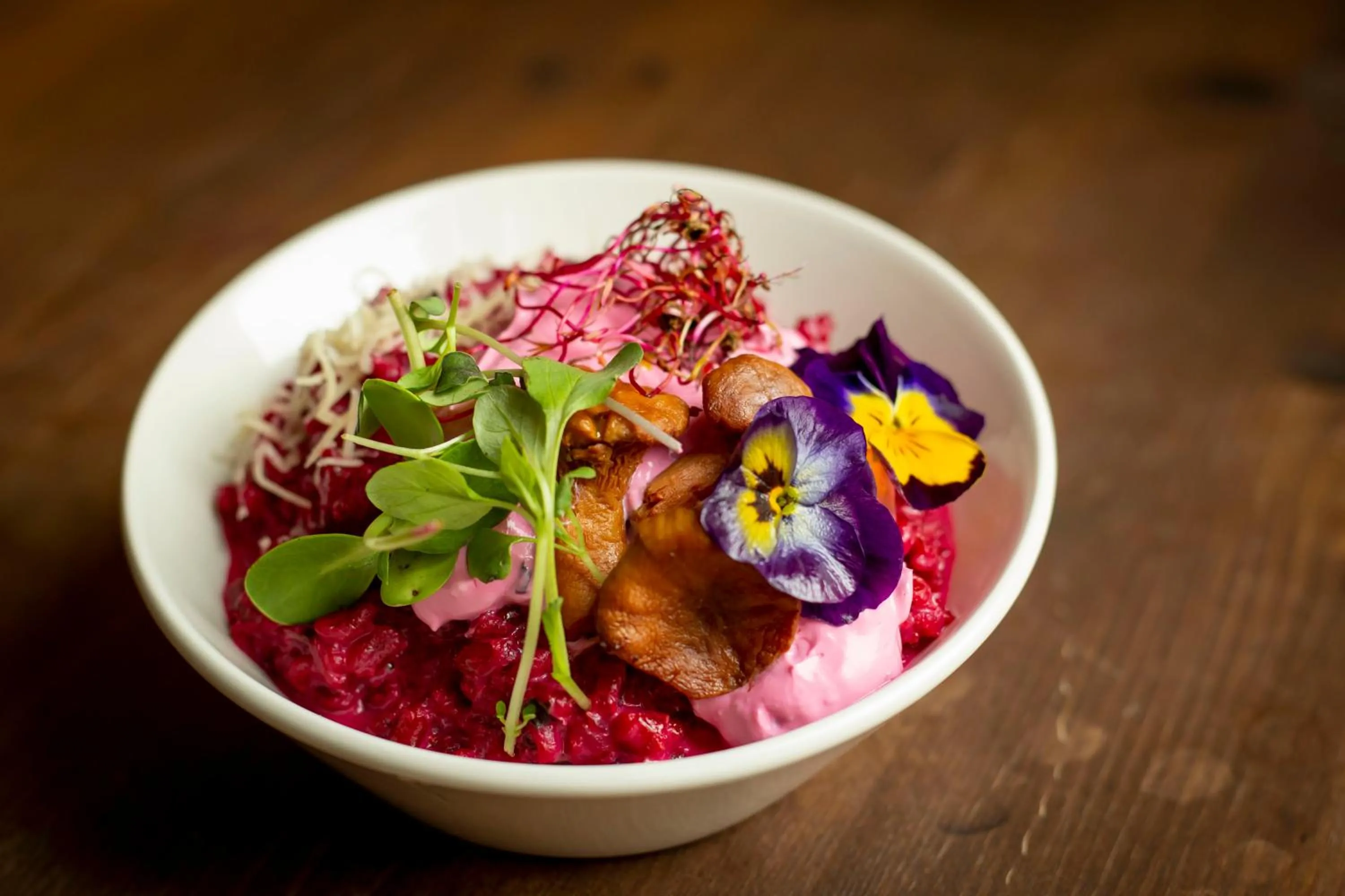 Restaurant/places to eat in Meriton Old Town Garden Hotel