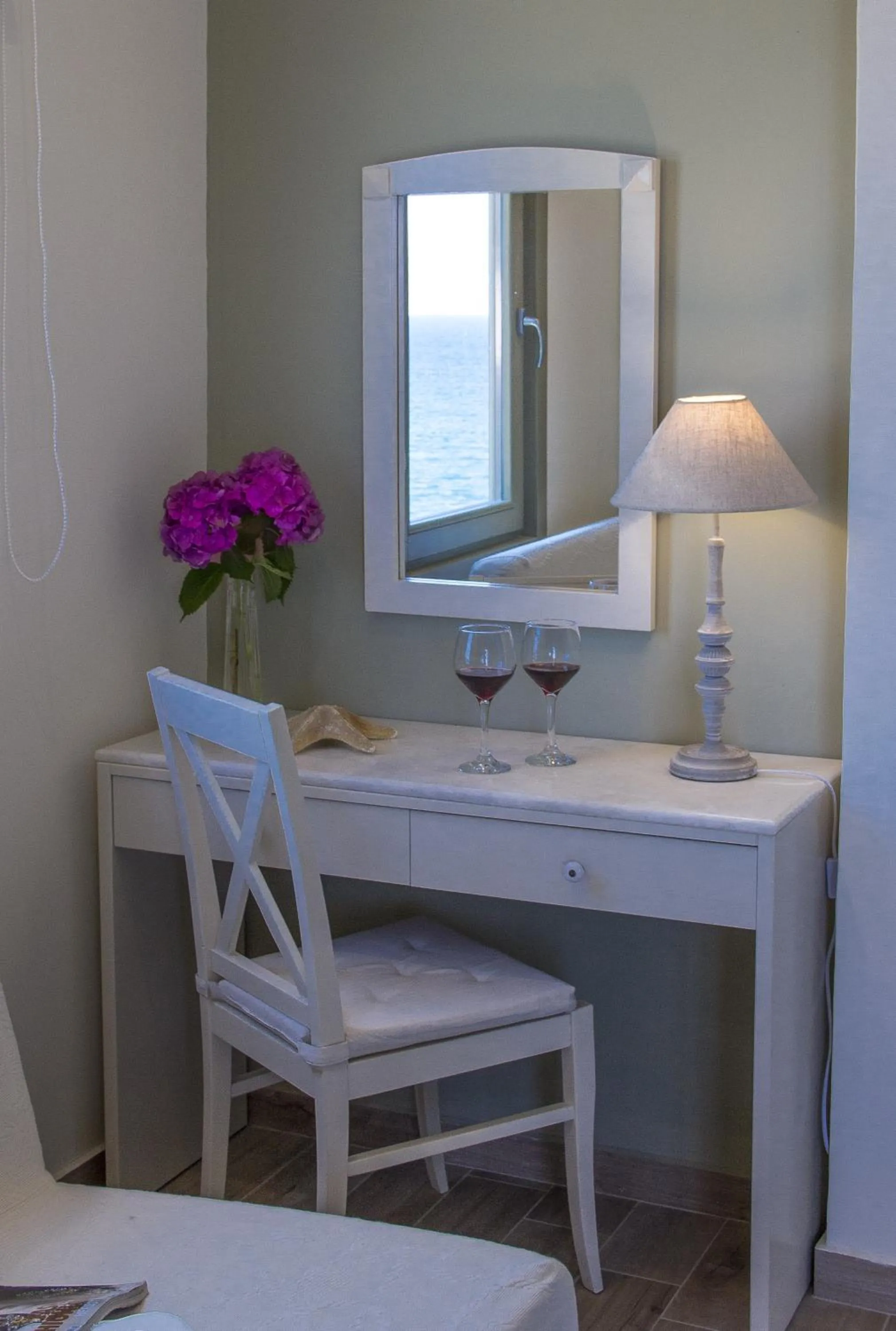 Decorative detail in Kenta Beach Hotel