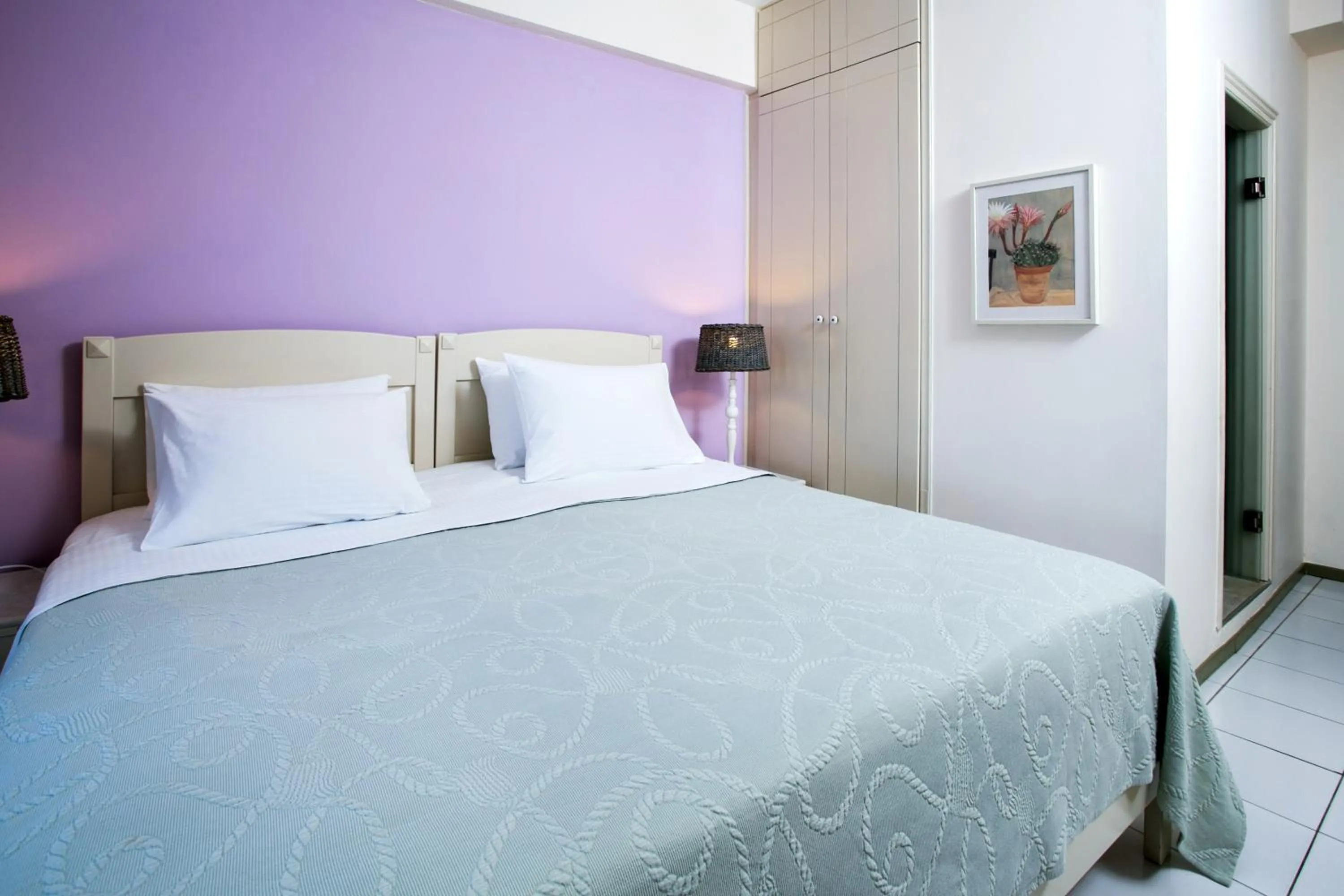 Bed in Kenta Beach Hotel