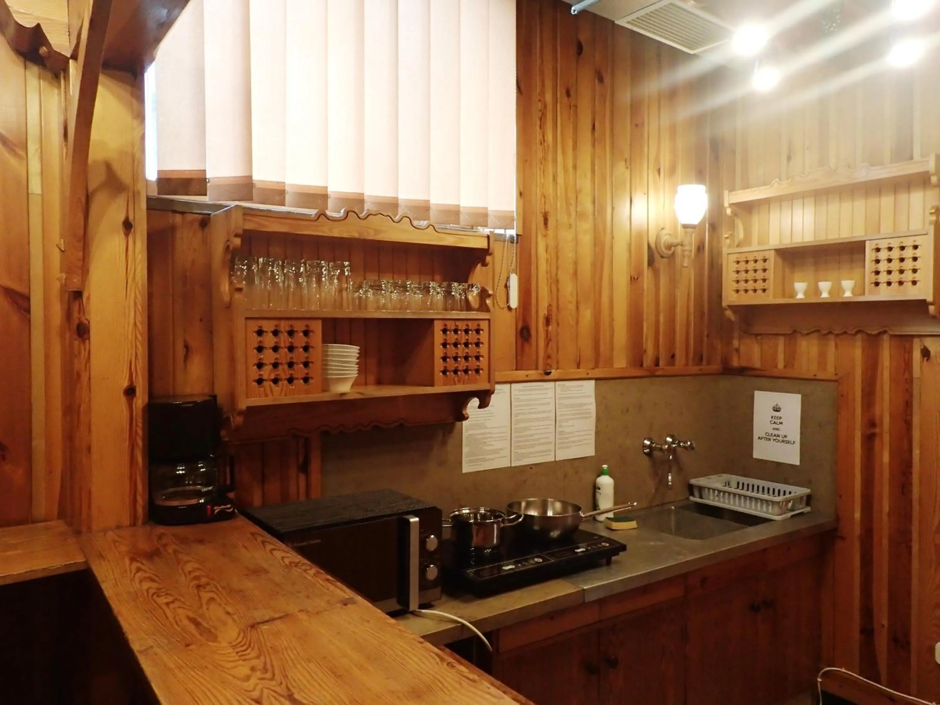 Communal kitchen in Willa Orla