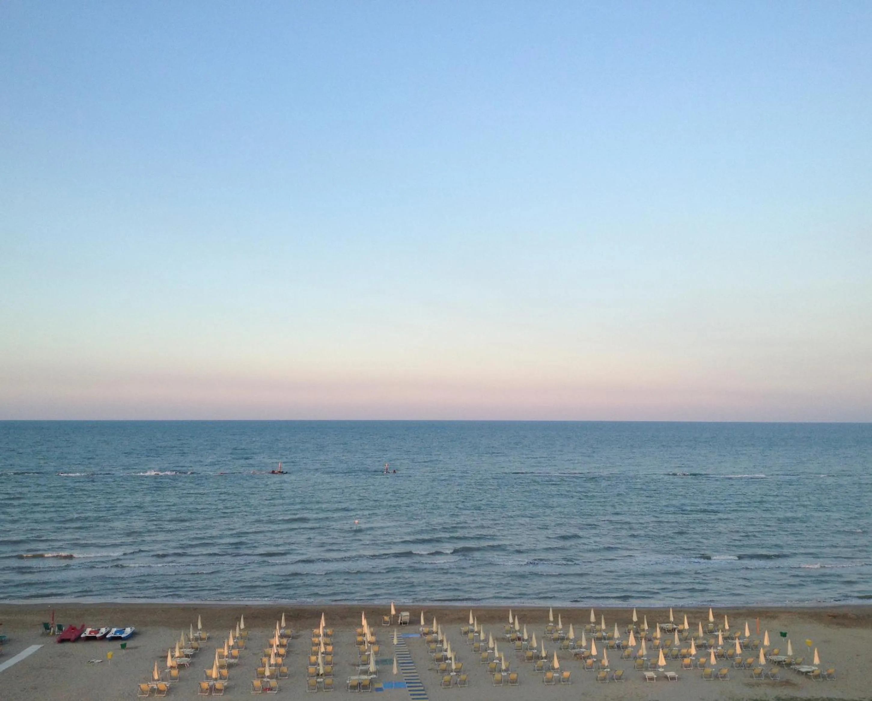 Beach in Roses Hotel