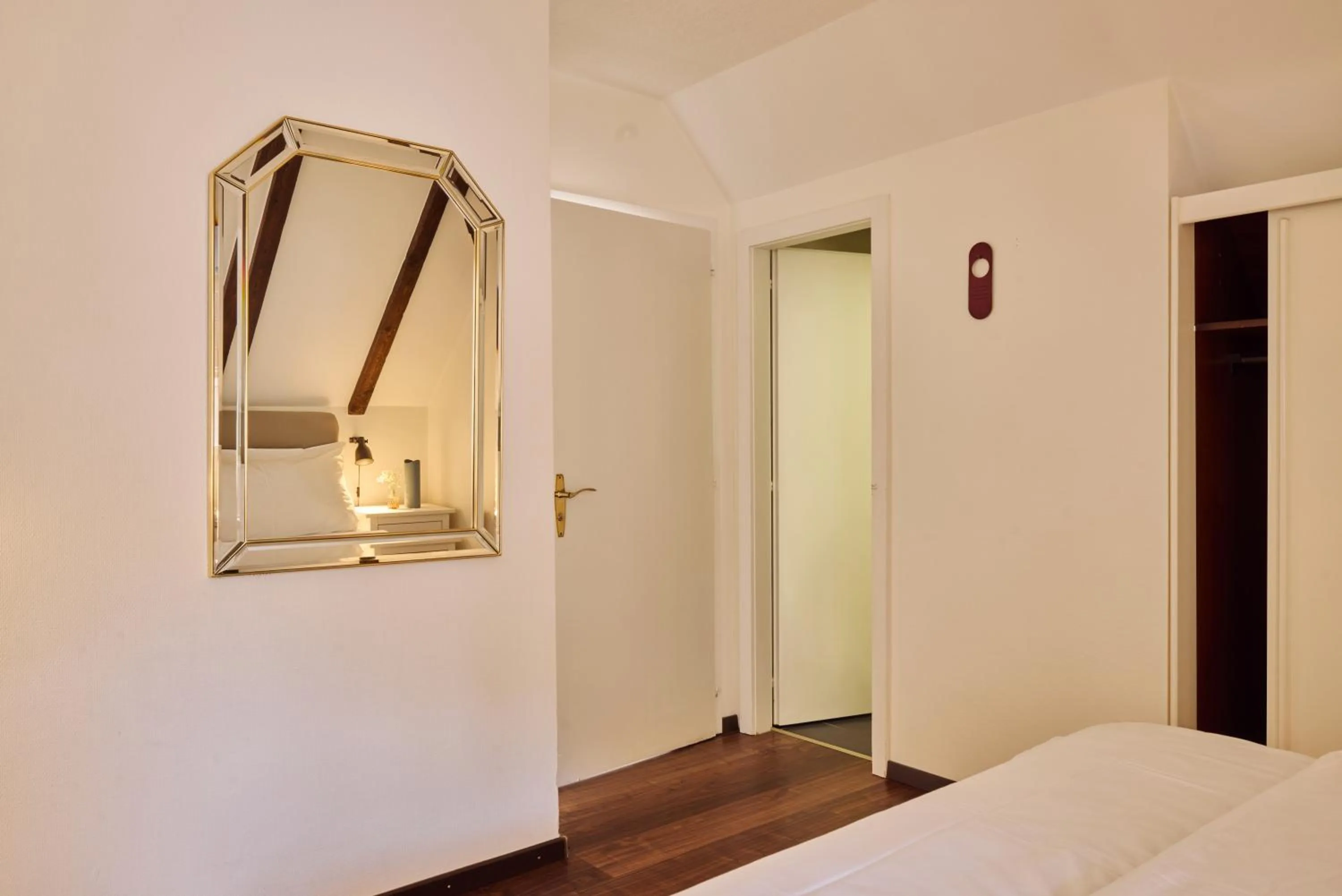 Bed in Hotel Schiff am See