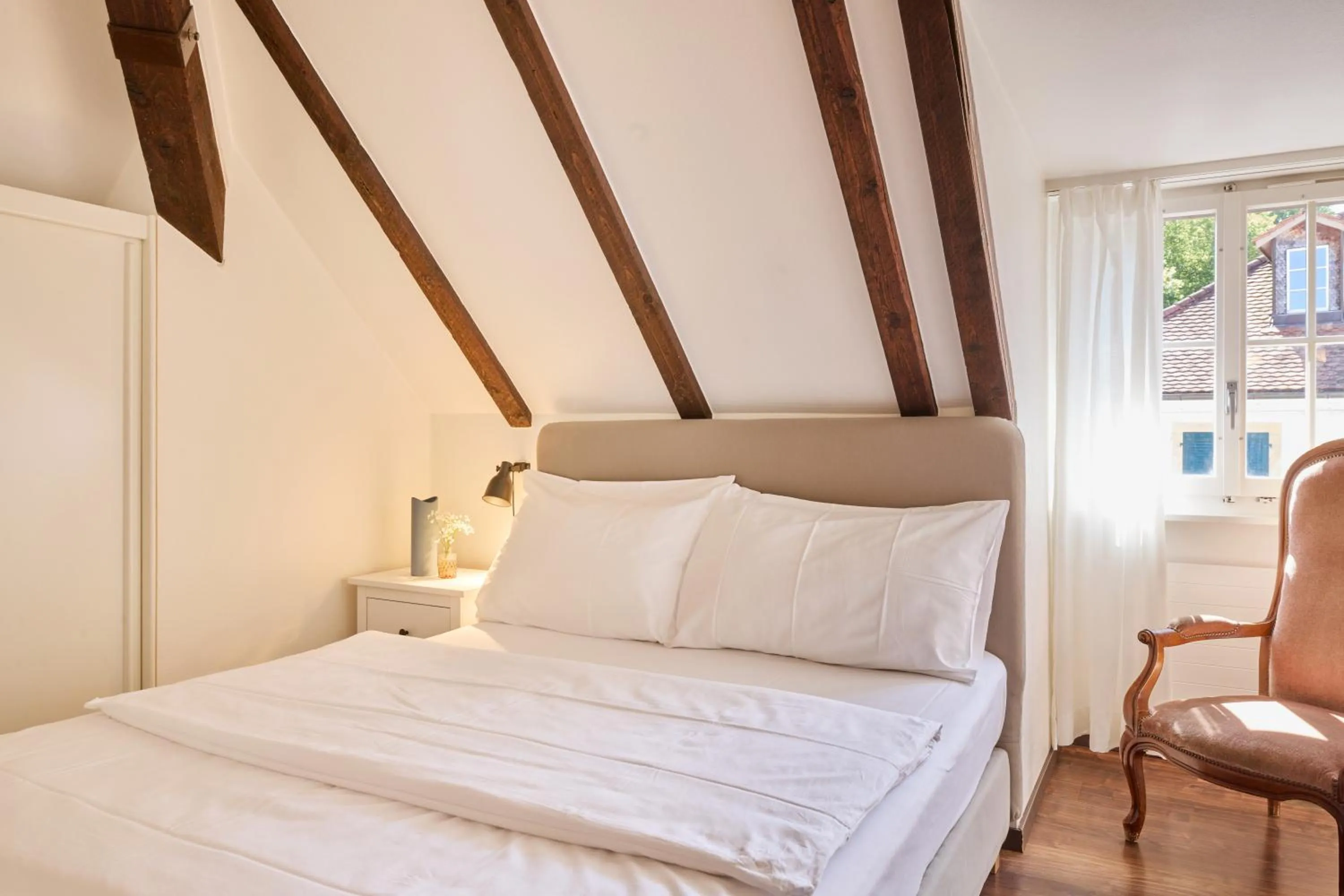 Bed in Hotel Schiff am See