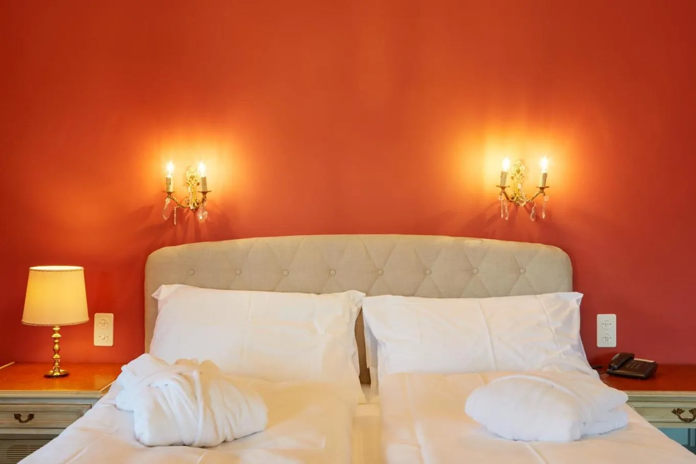 Bed in Hotel Schiff am See