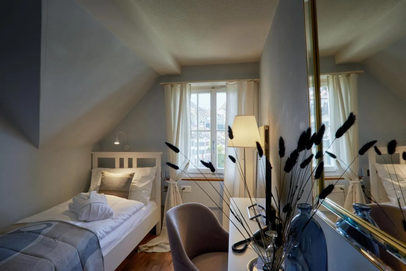 Bed in Hotel Schiff am See