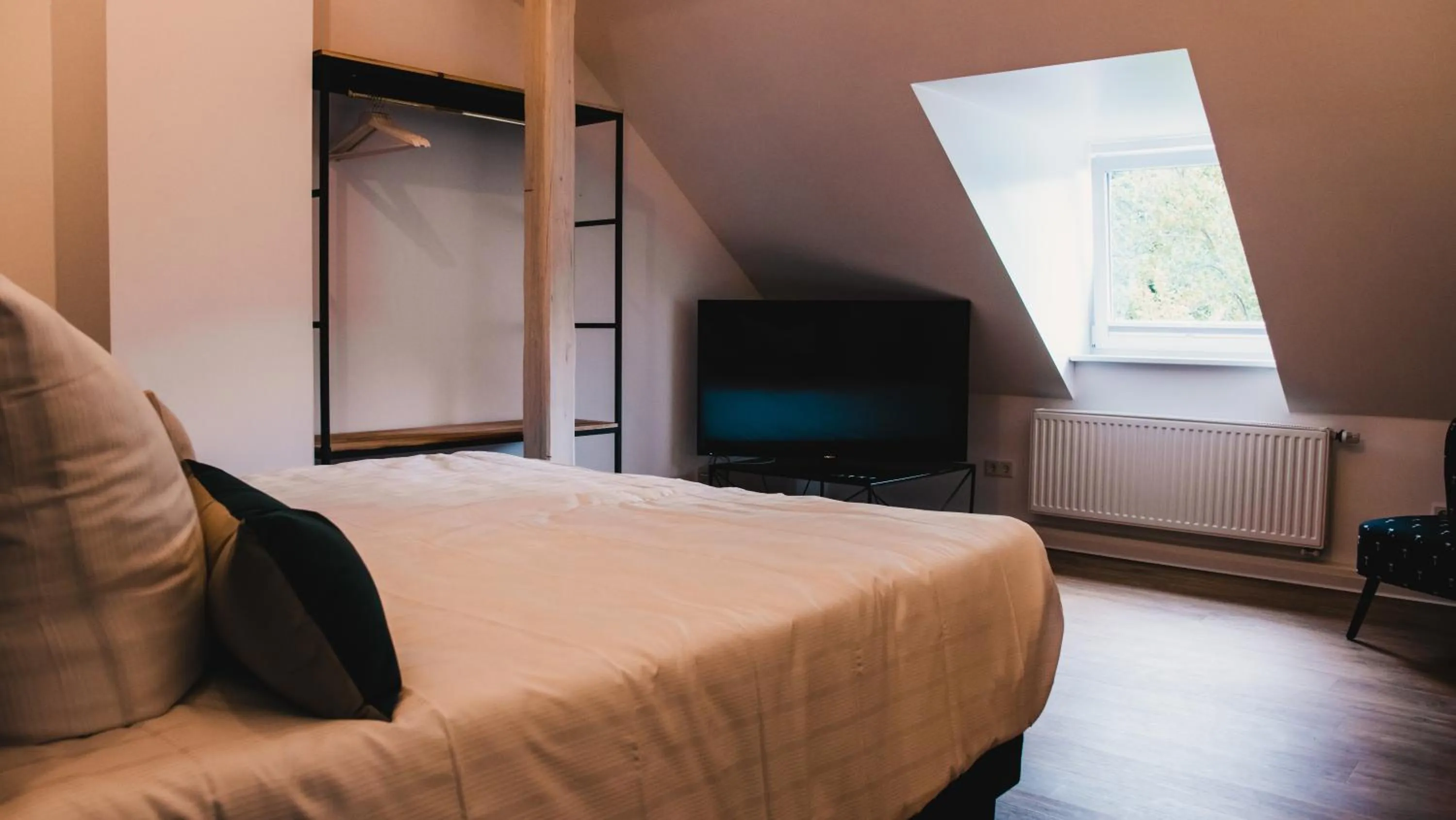 TV and multimedia, Bed in Hotel Palmenbad