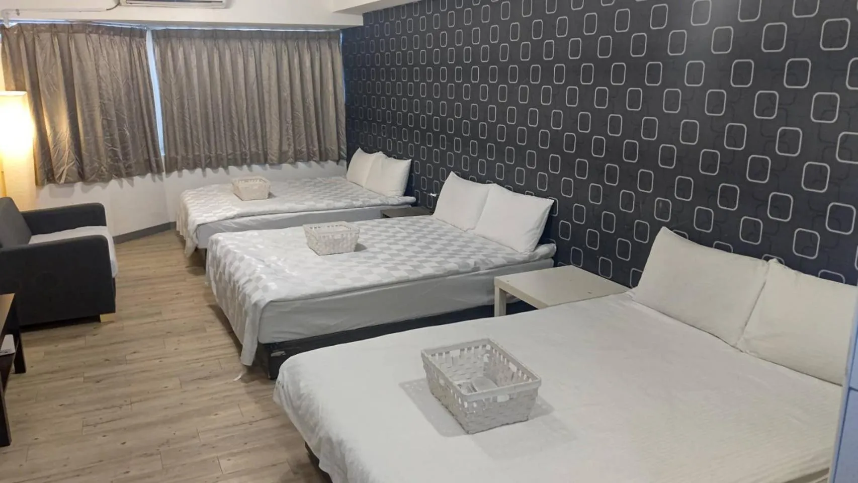 Bed in Sleep Taipei Hotel - Nanya