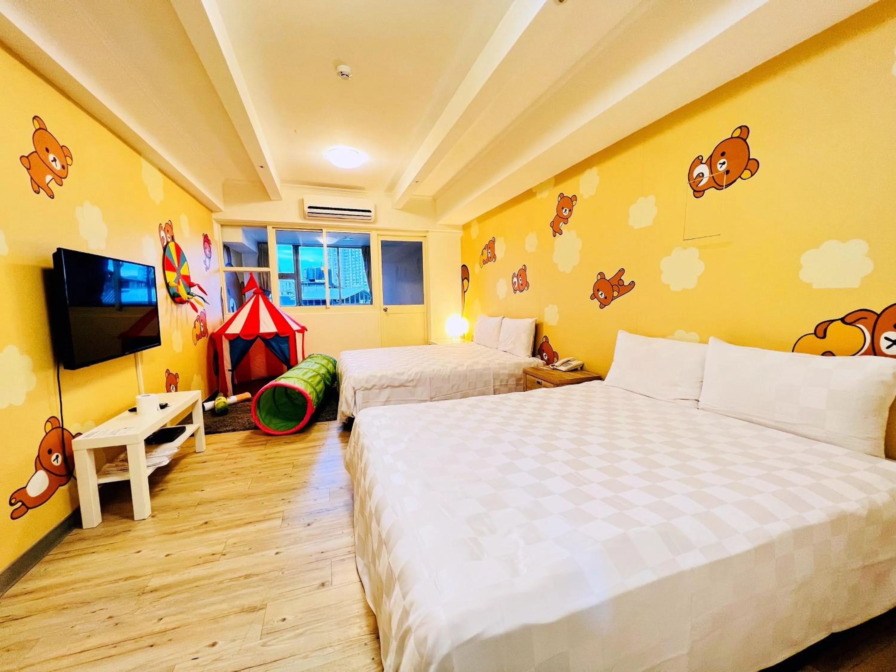 Bed in Sleep Taipei Hotel - Nanya