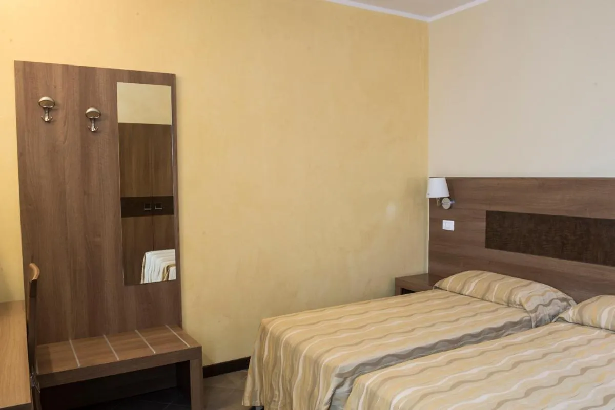 Photo of the whole room, Bed in Hotel Corte Business