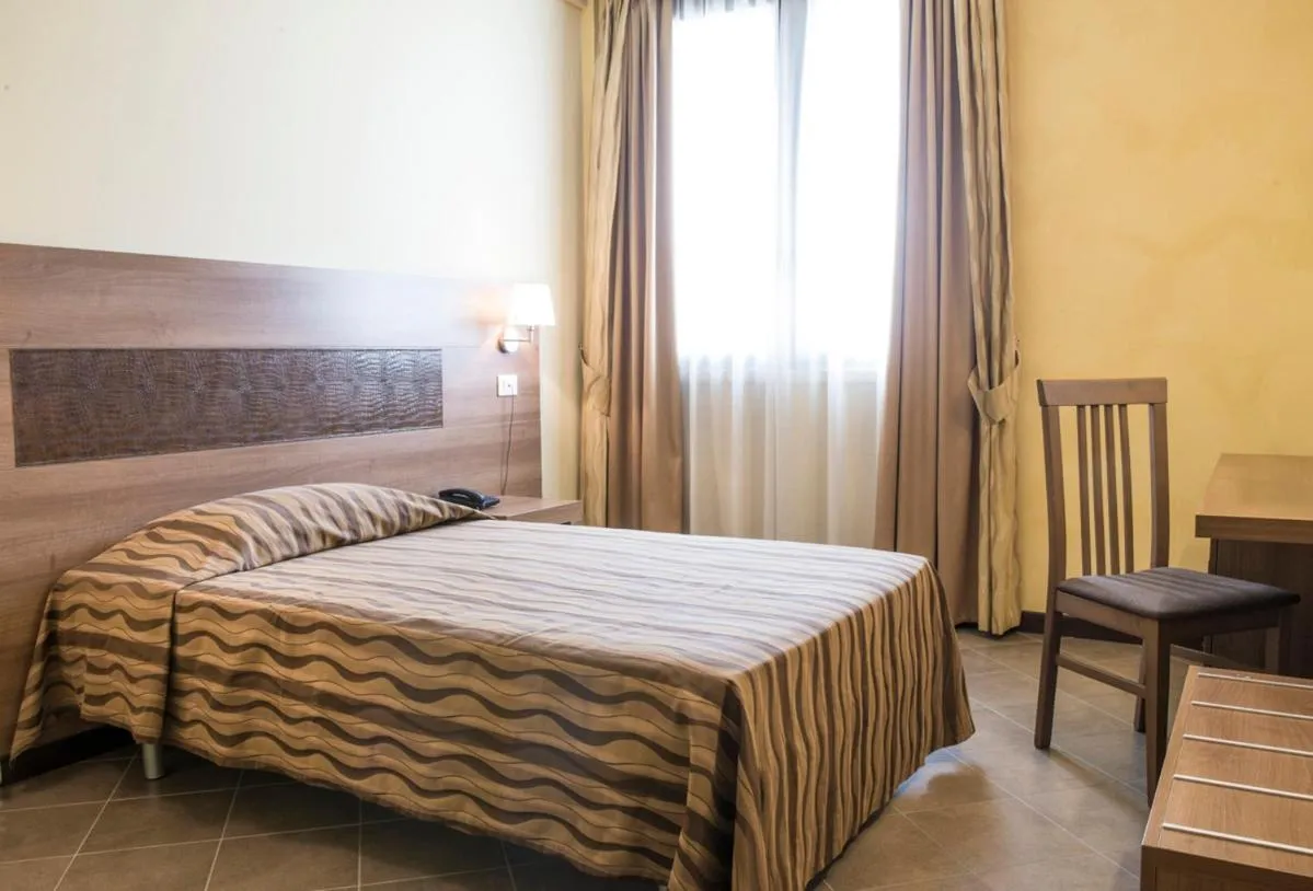 Photo of the whole room, Bed in Hotel Corte Business