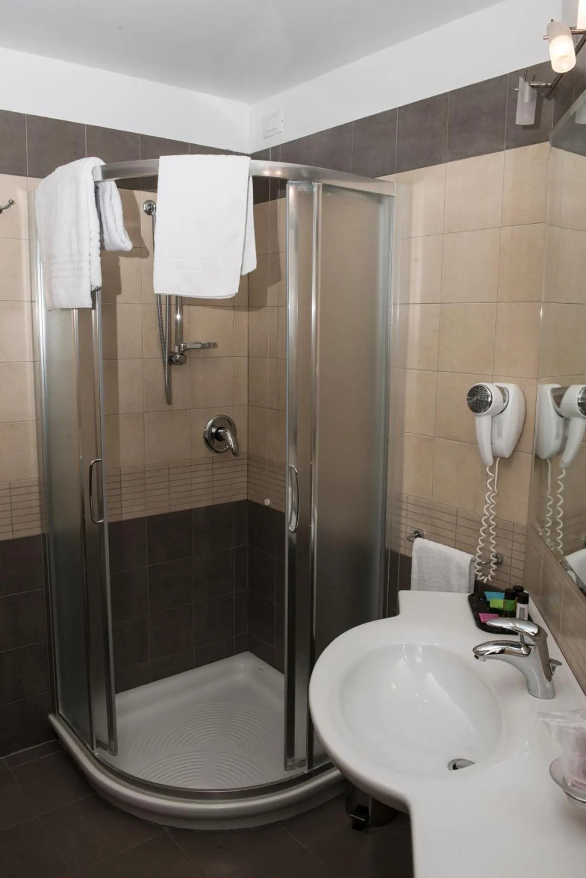 Bathroom in Hotel Corte Business