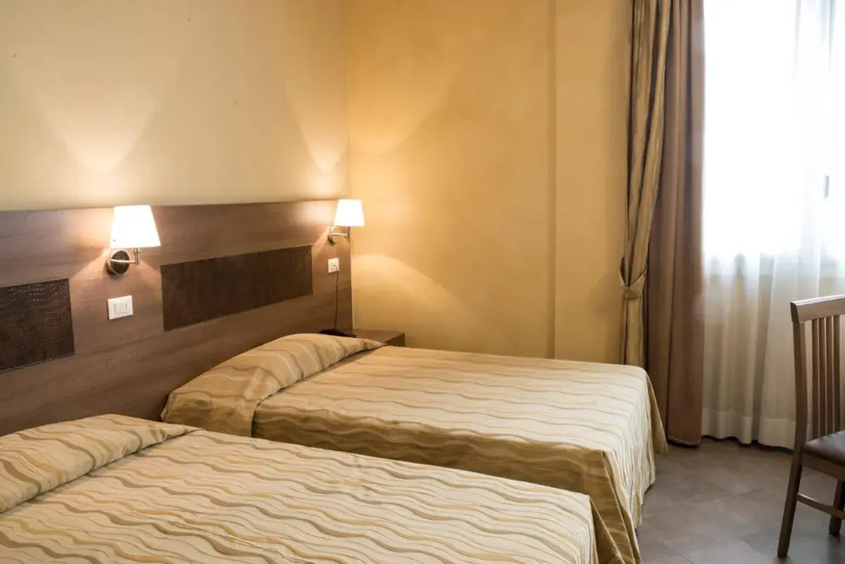 Triple Room - single occupancy in Hotel Corte Business Triple Room - single occupancy in Hotel Corte Business