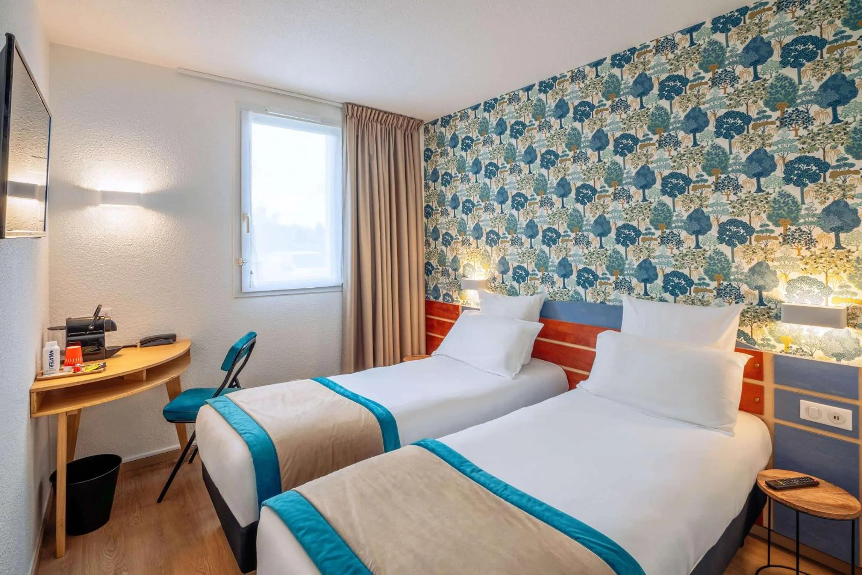 Bedroom, Bed in Sure Hotel by Best Western Sarlat-la-Canéda