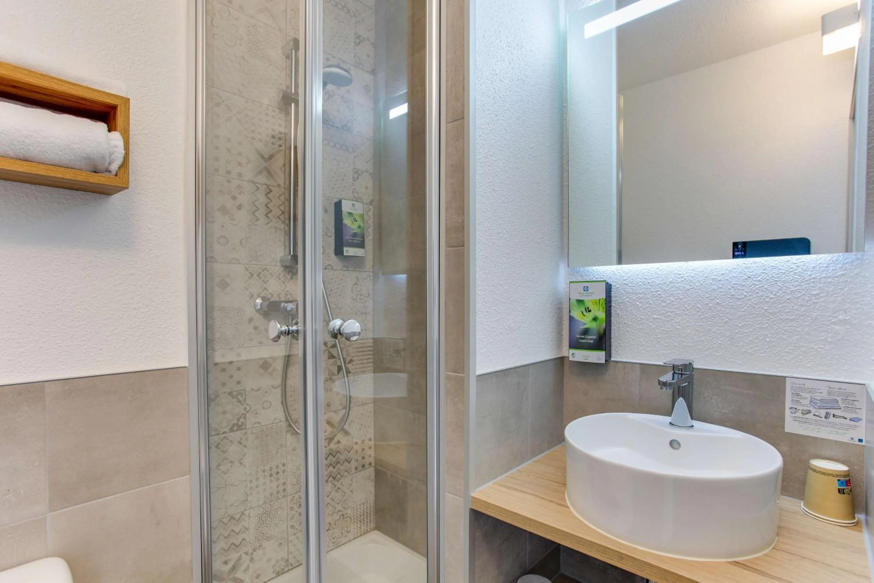 Bathroom in Sure Hotel by Best Western Sarlat-la-Canéda