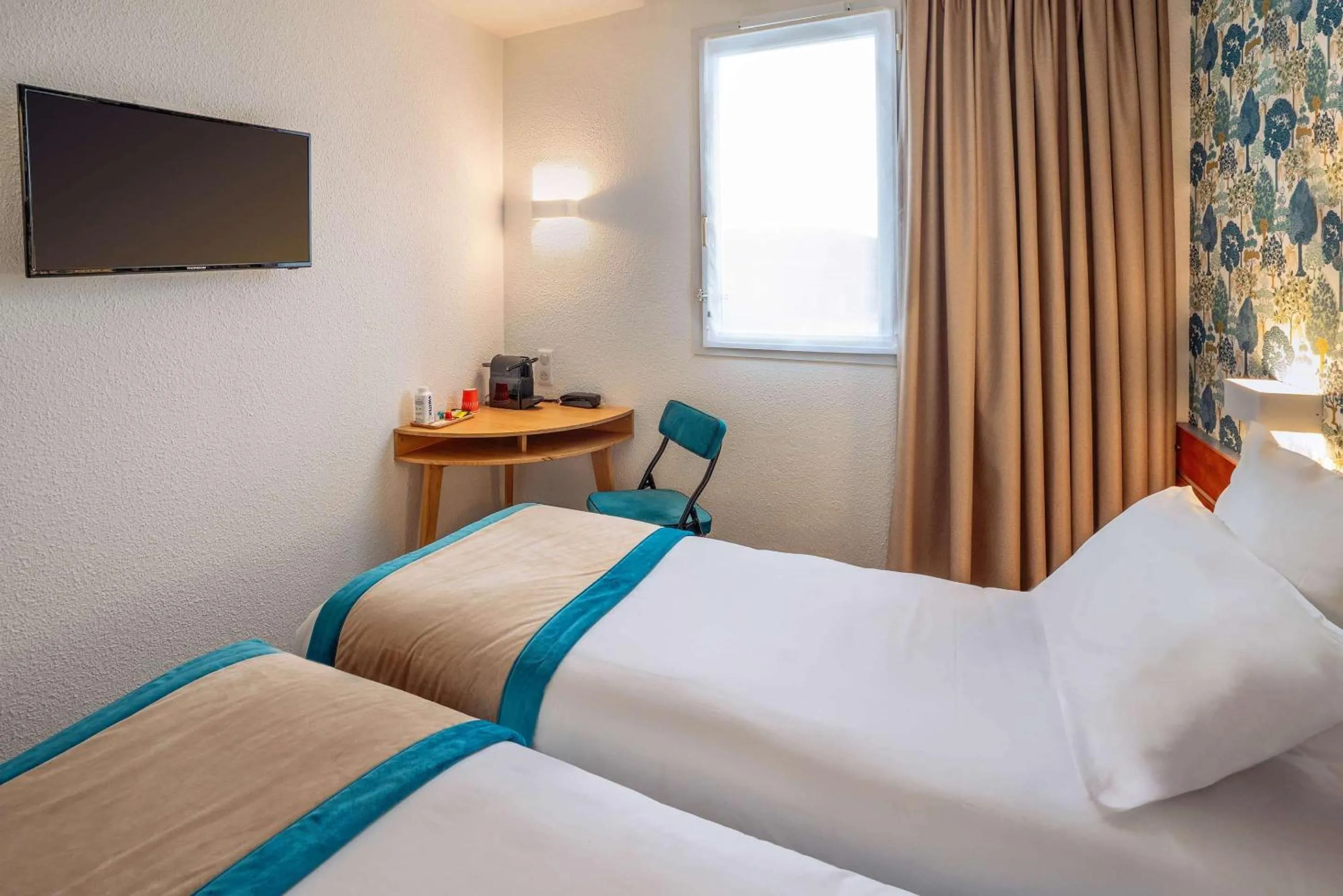 Bedroom, Bed in Sure Hotel by Best Western Sarlat-la-Canéda