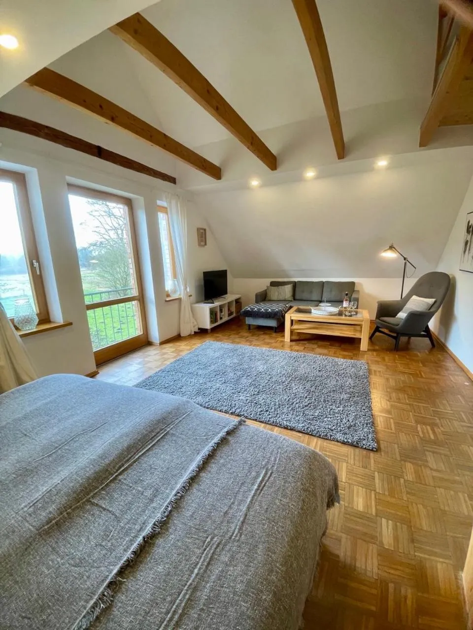 TV and multimedia in Hinners-Hoff Apartments