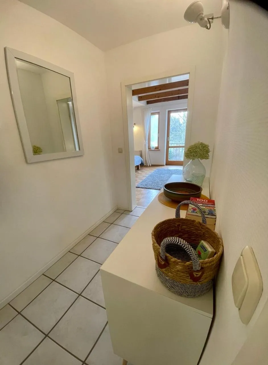Photo of the whole room in Hinners-Hoff Apartments
