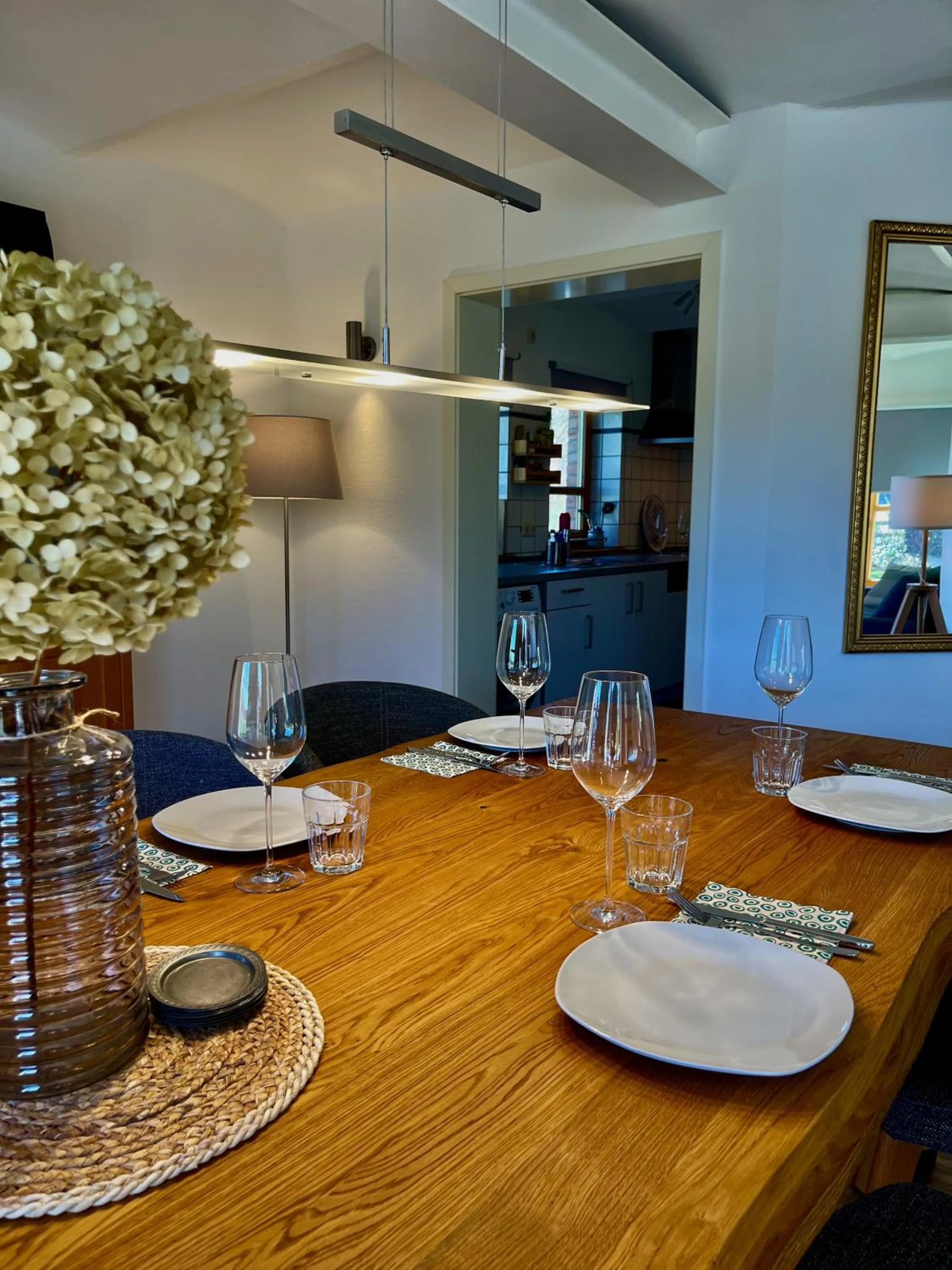 Dining area in Hinners-Hoff Apartments