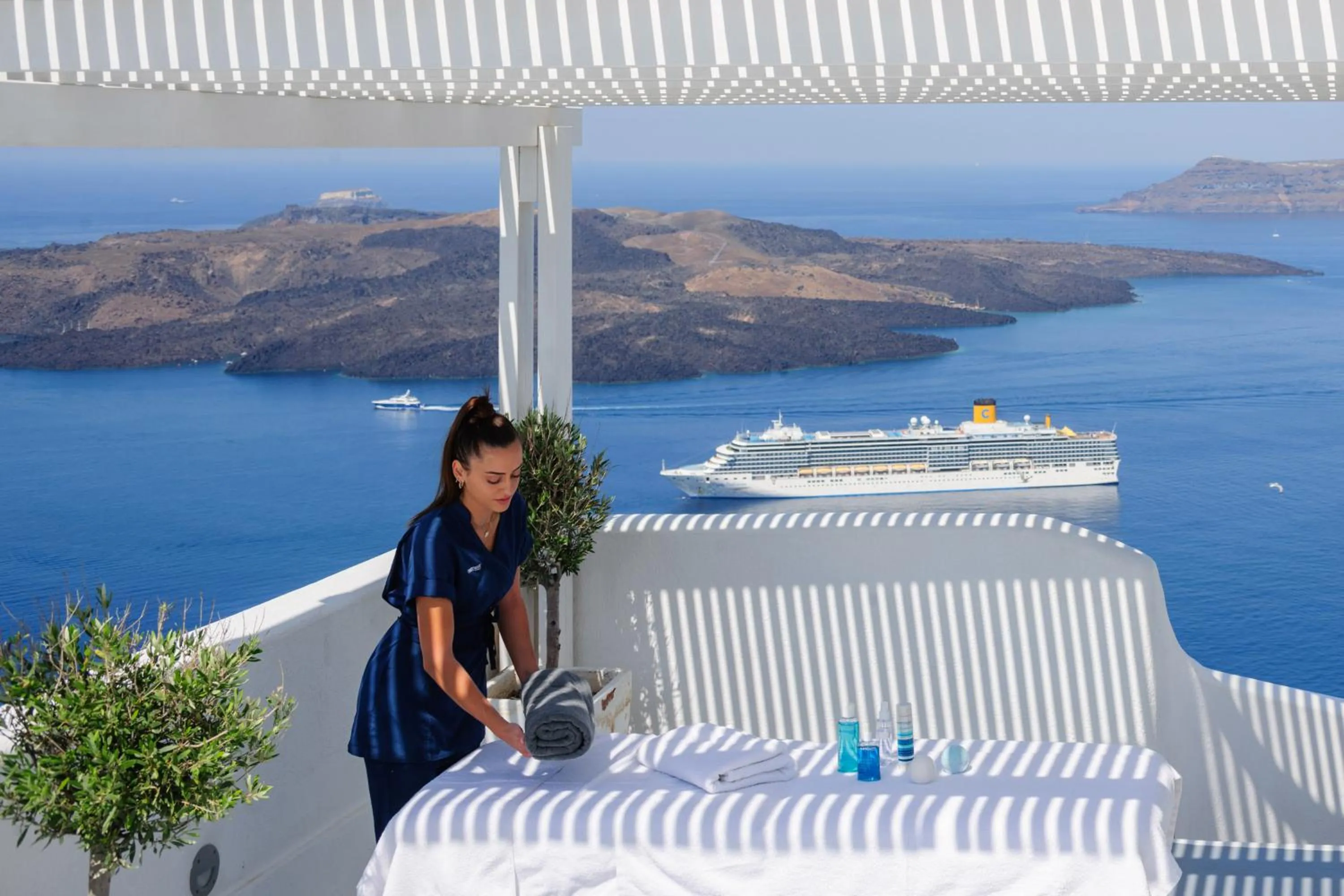 Property building in Kamares Apartments