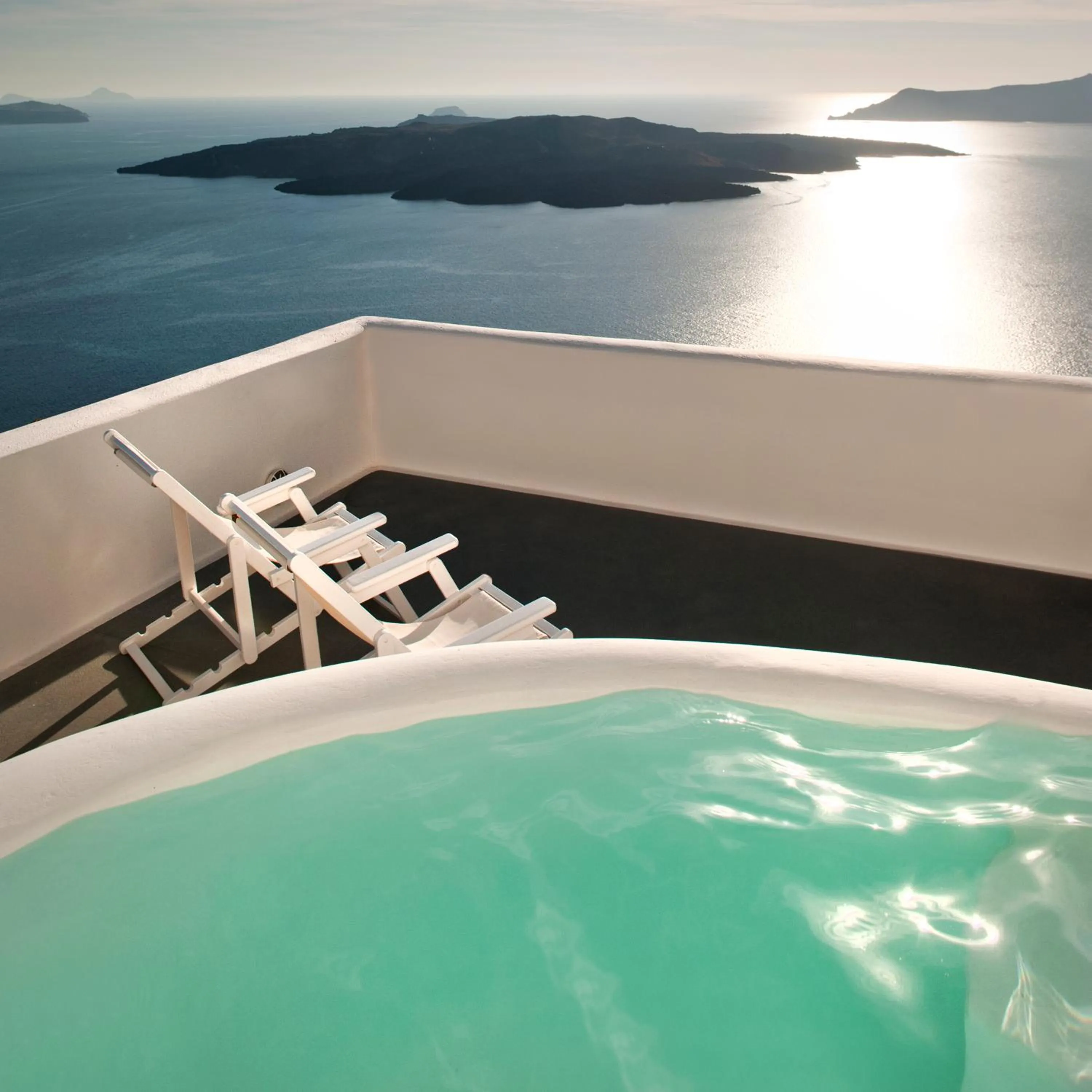 Day in Kamares Apartments