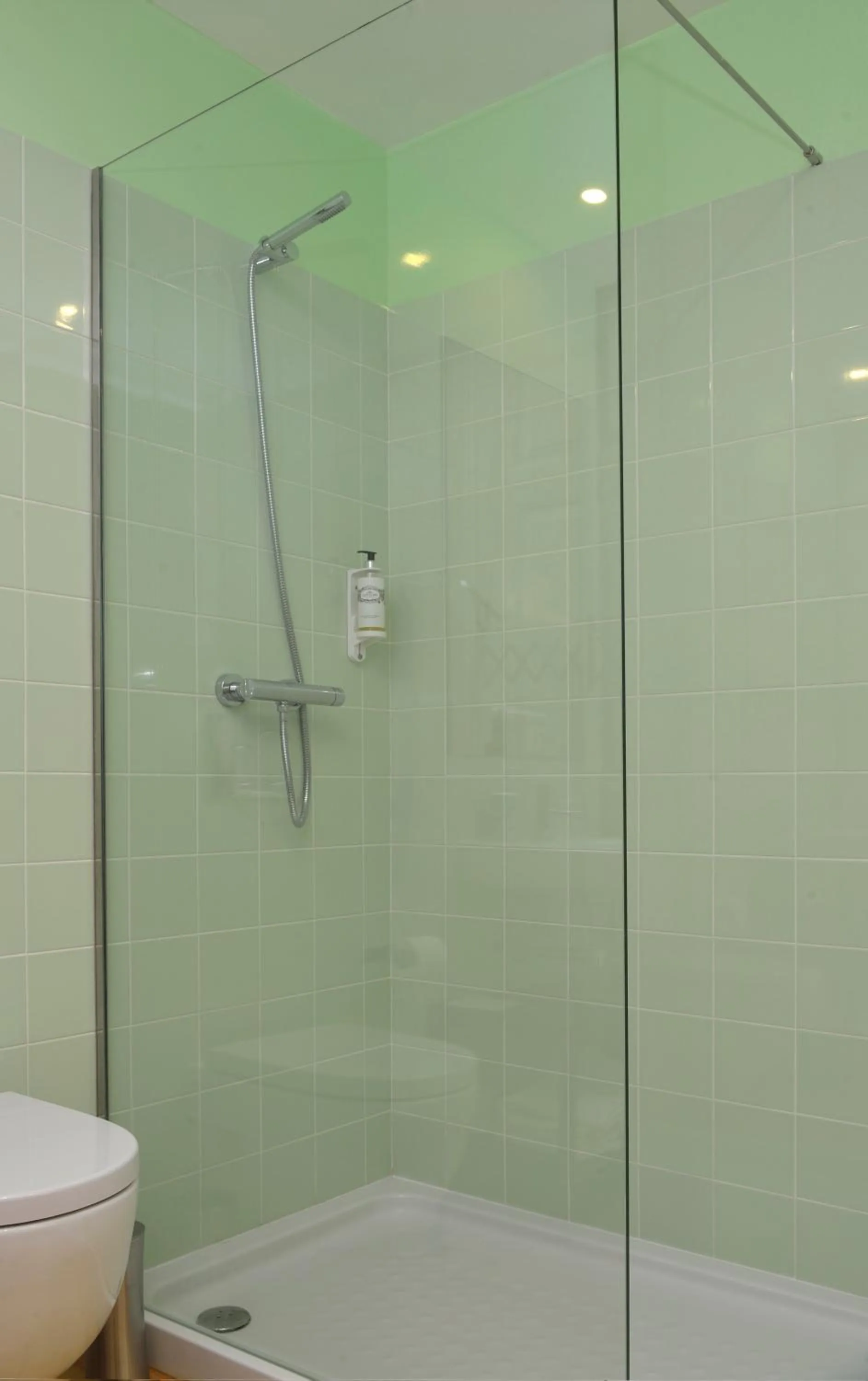 Bathroom in Dukes Corner Guest House