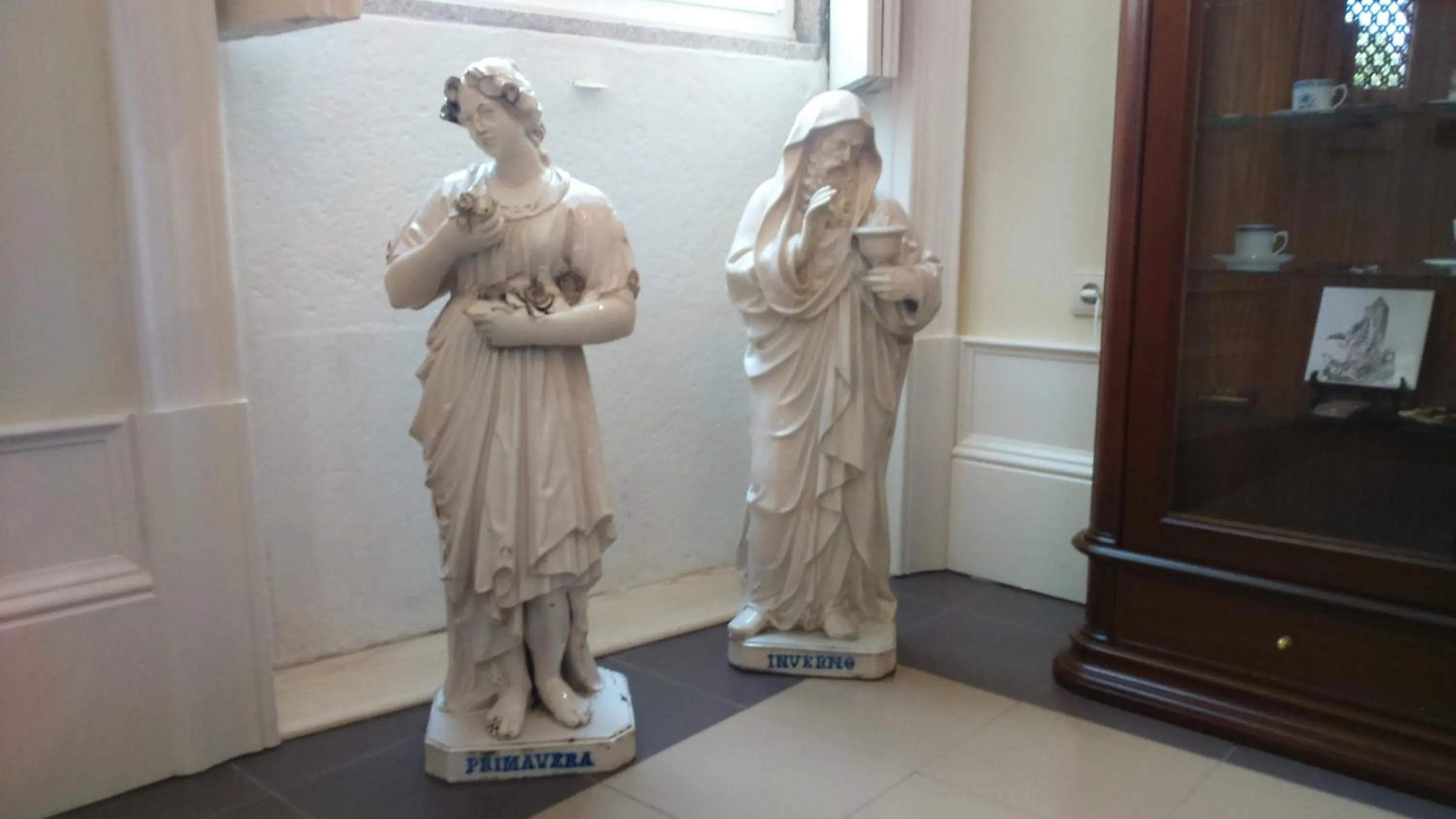 Decorative detail in Dukes Corner Guest House