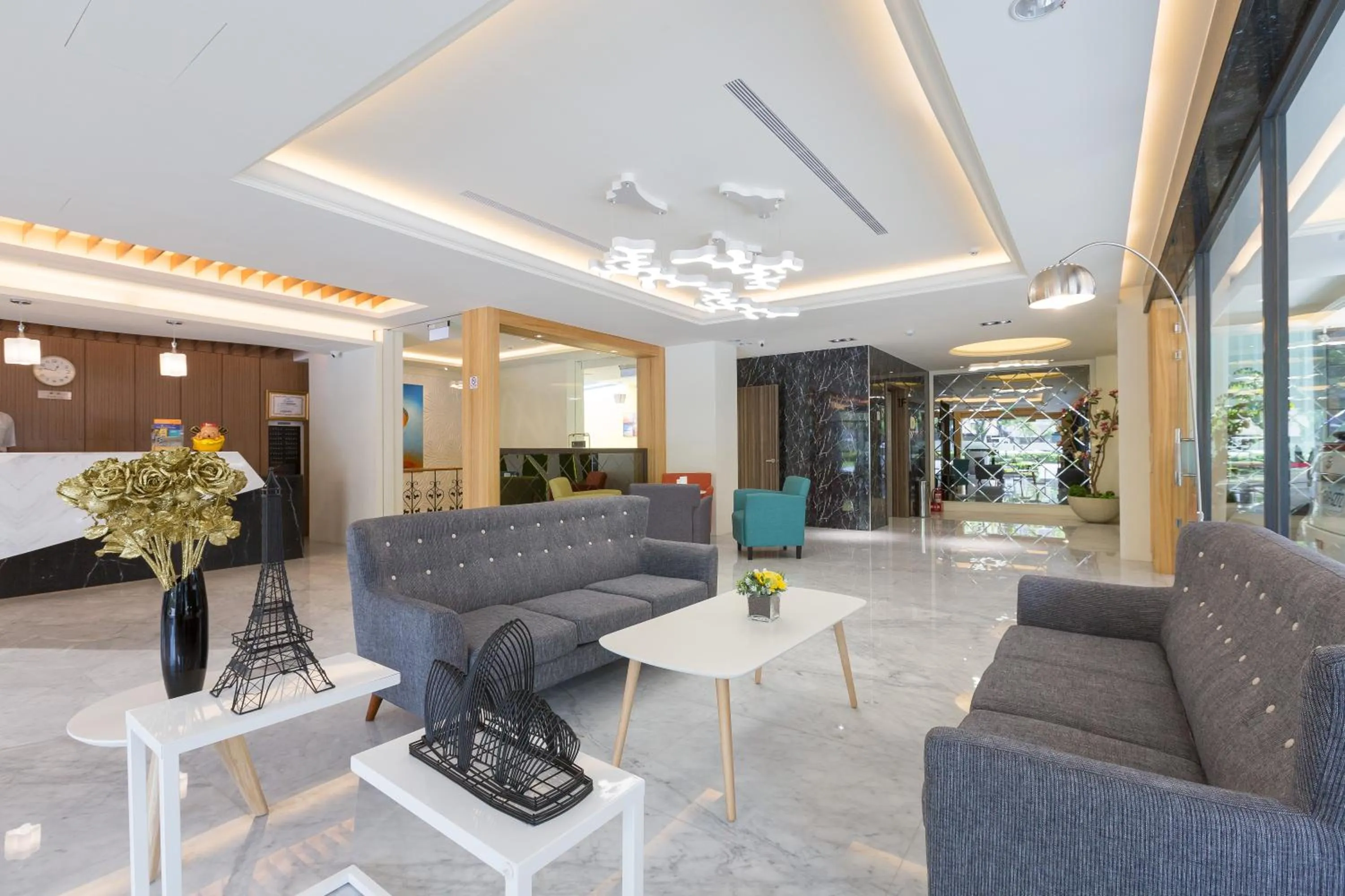 Lobby or reception in Sun Hotel Kaohsiung