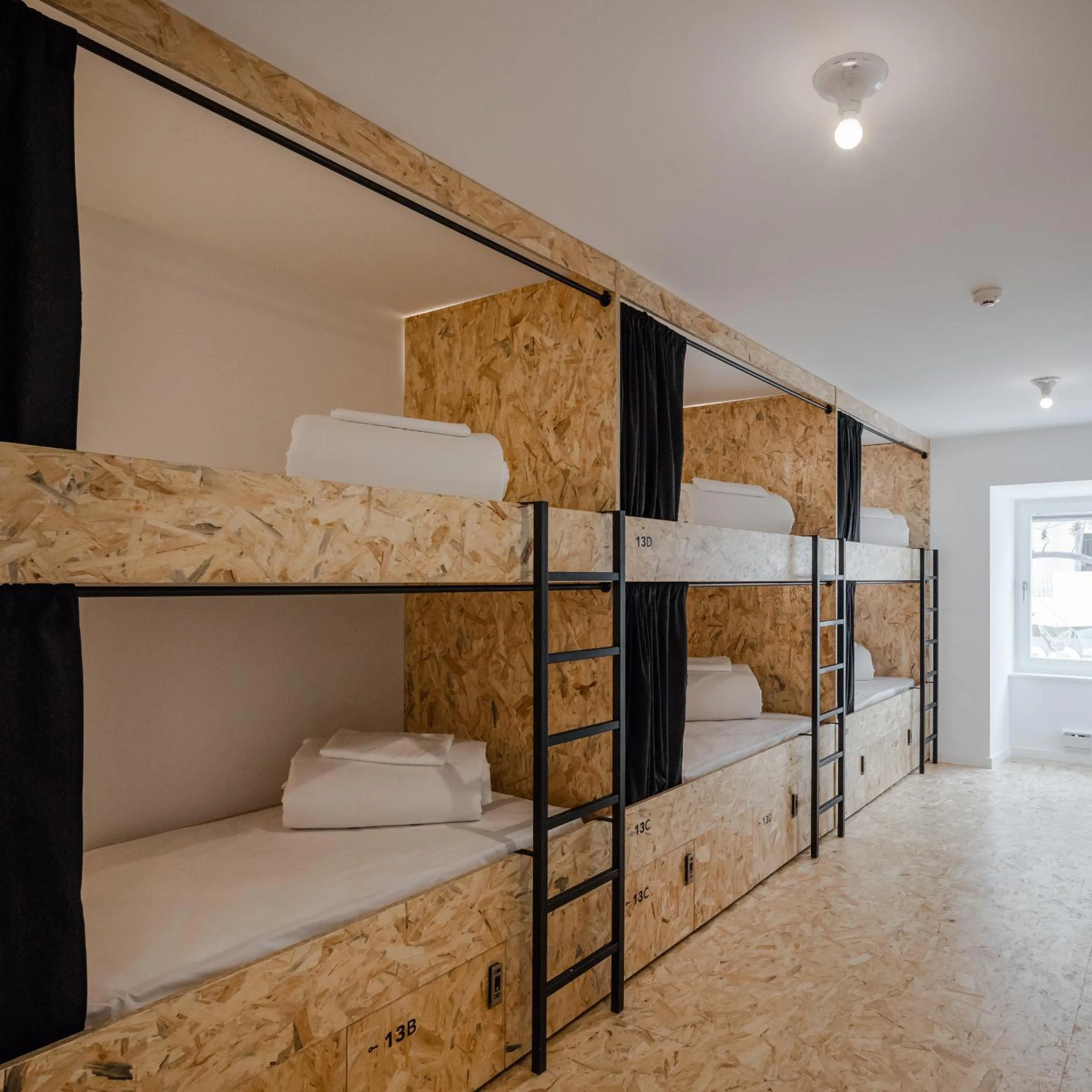 bunk bed, Bed in Hostel Conii & Suites Algarve