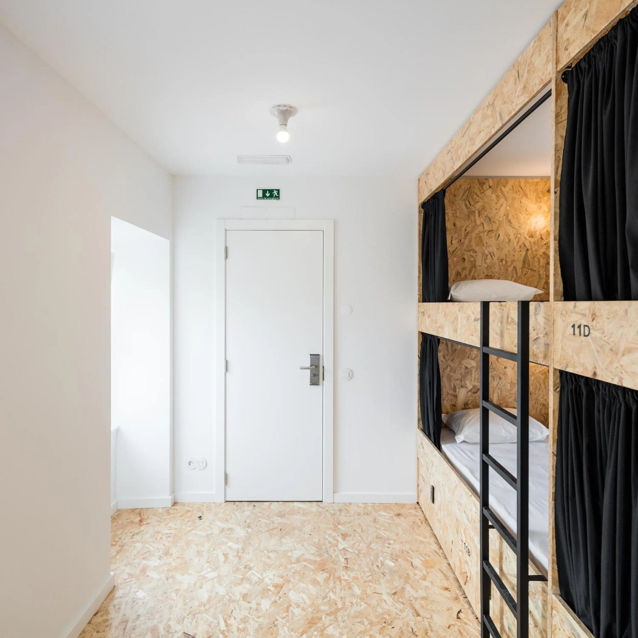 bunk bed, Bed in Hostel Conii & Suites Algarve