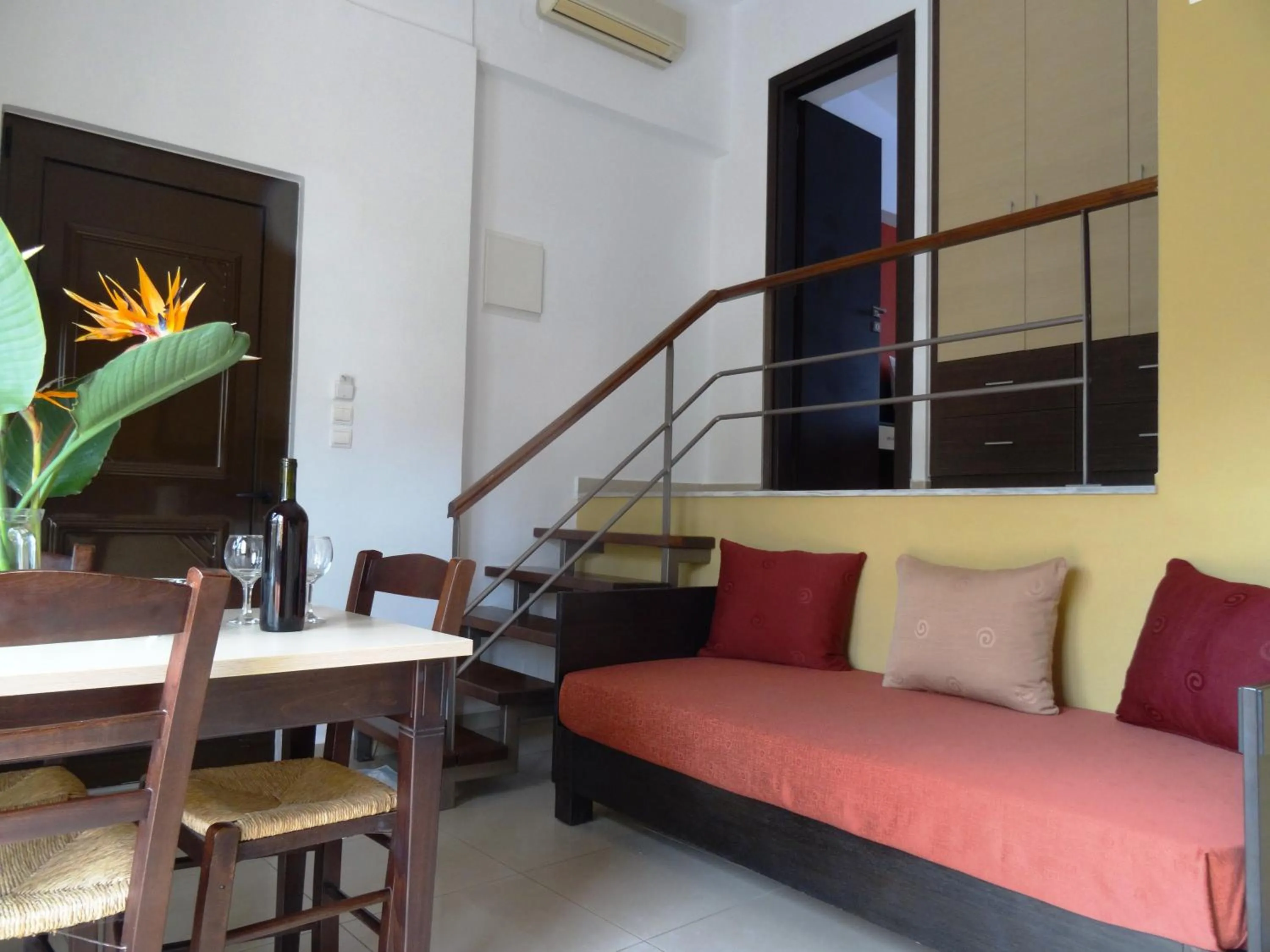 Dining area in Lito Apartments Paleochora