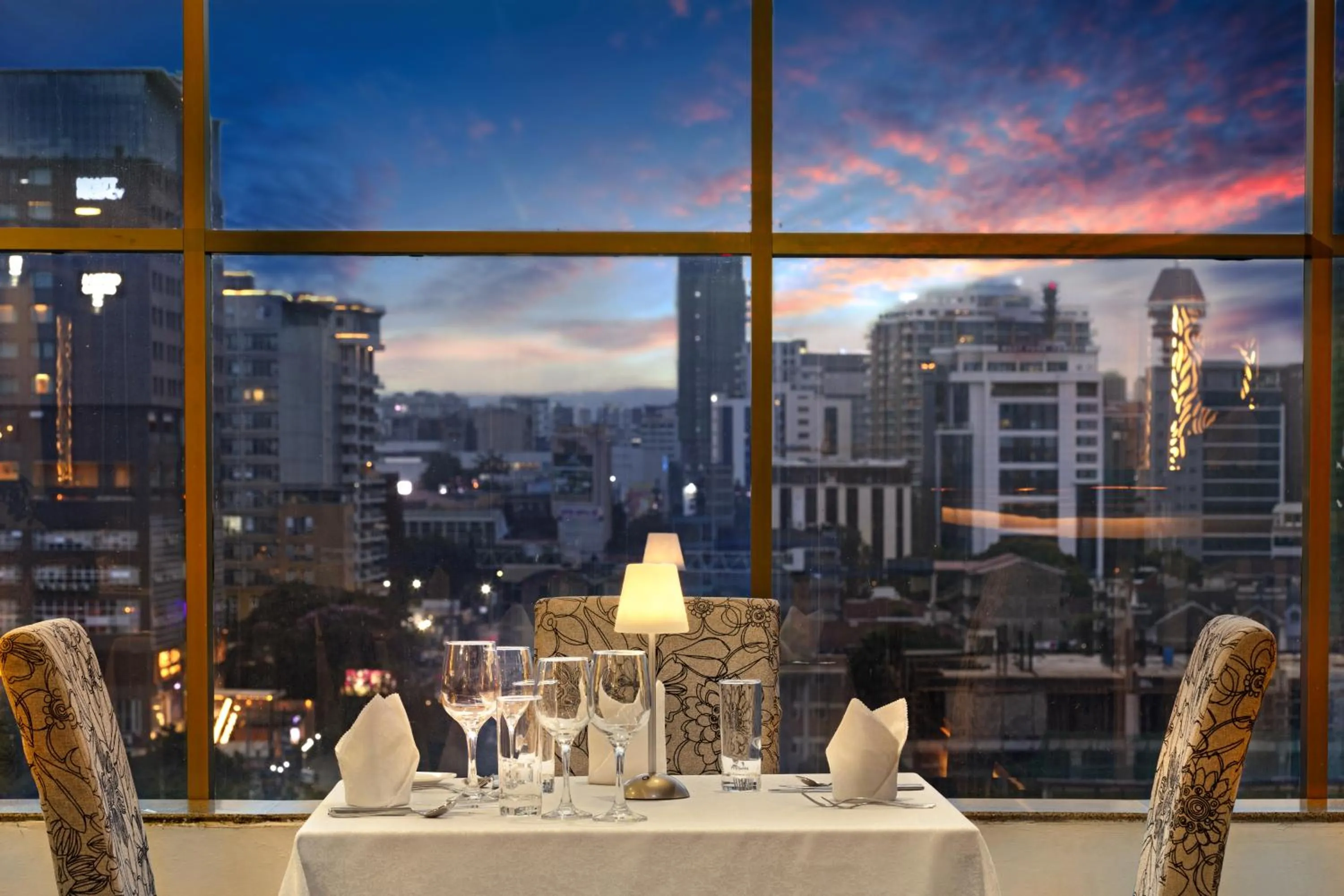 Restaurant/places to eat in Golden Tulip Westlands Nairobi