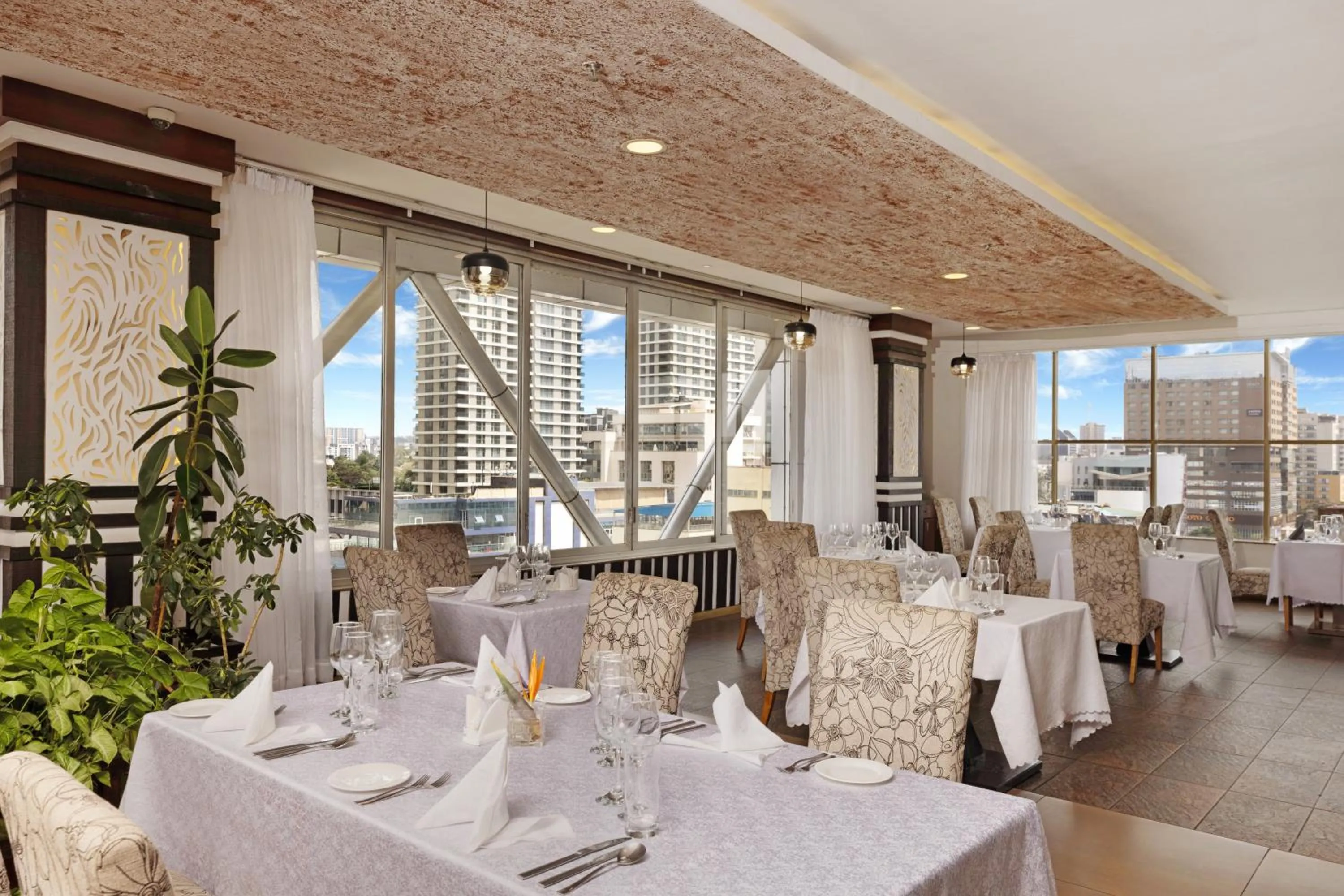 Restaurant/places to eat in Golden Tulip Westlands Nairobi