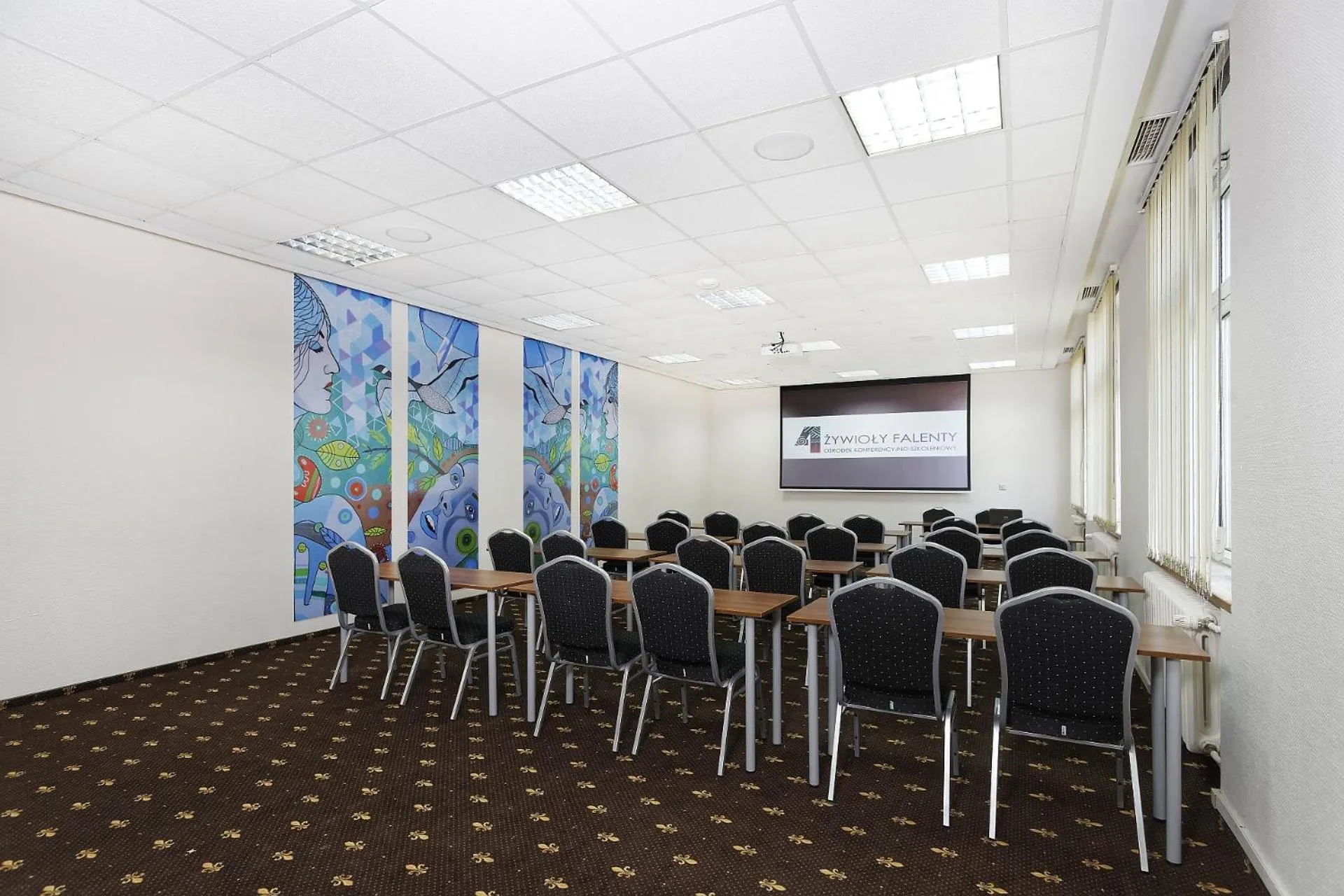 Meeting/conference room in 4 Żywioły Falenty Ośrodek Konferencyjno-Szkoleniowy