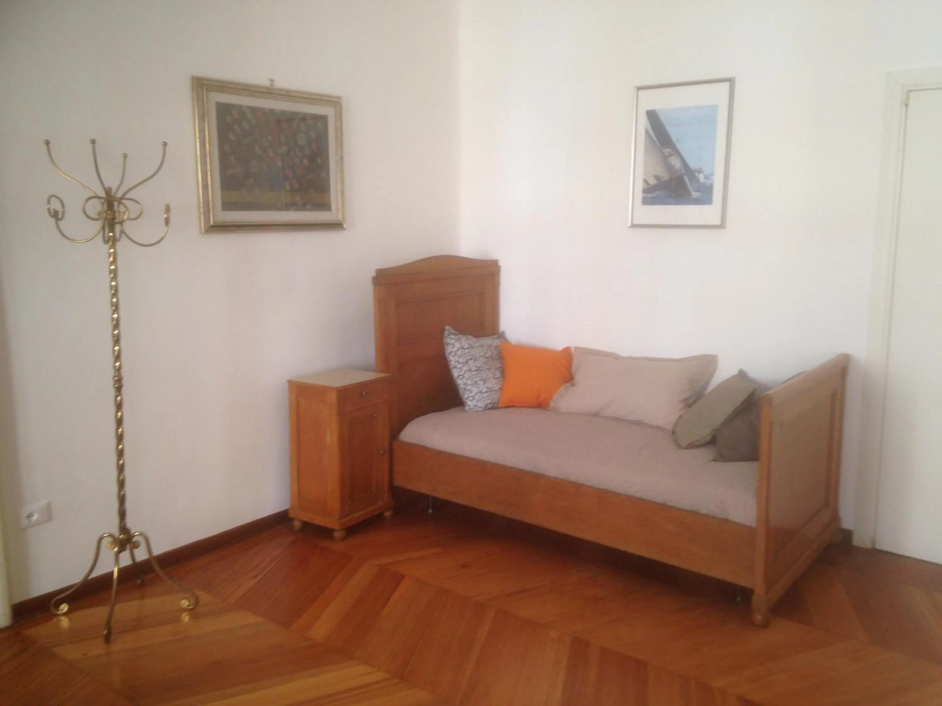 Photo of the whole room in Lo Studio di Joyce