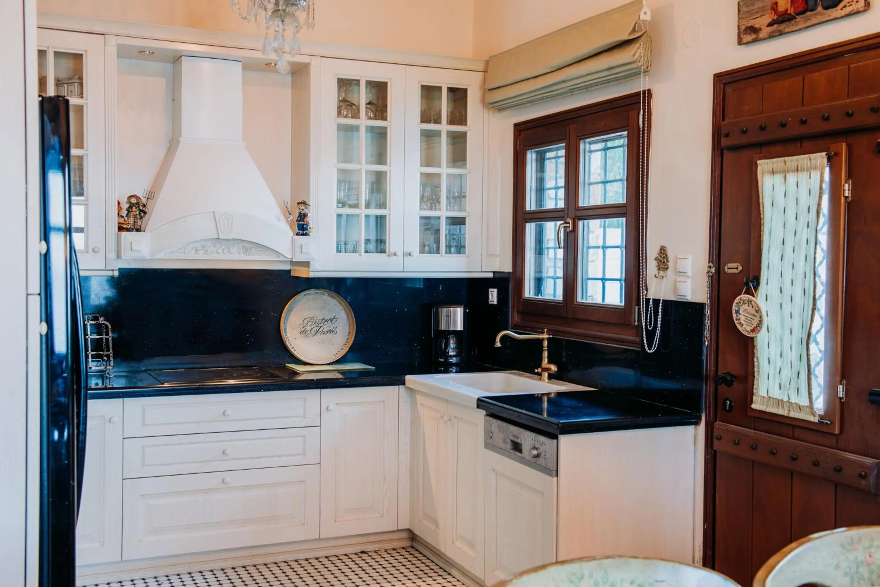 Kitchen or kitchenette in Elysian Luxury Villa Pelion
