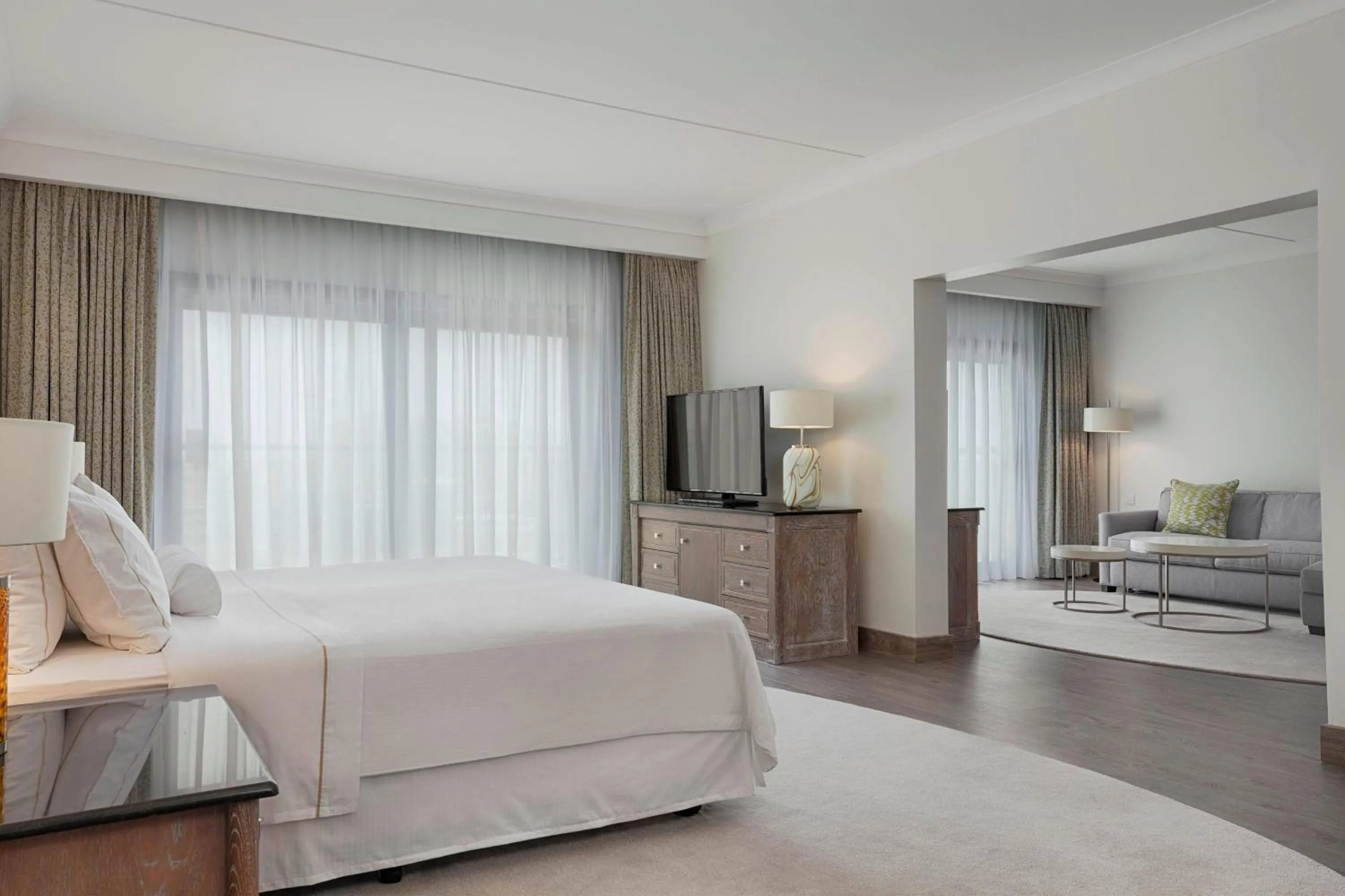 Photo of the whole room, Bed in The Westin Dragonara Resort, Malta