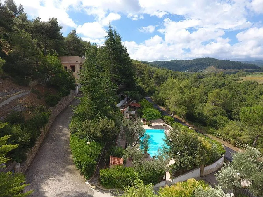 Property building in Agriturismo Fara del Falco