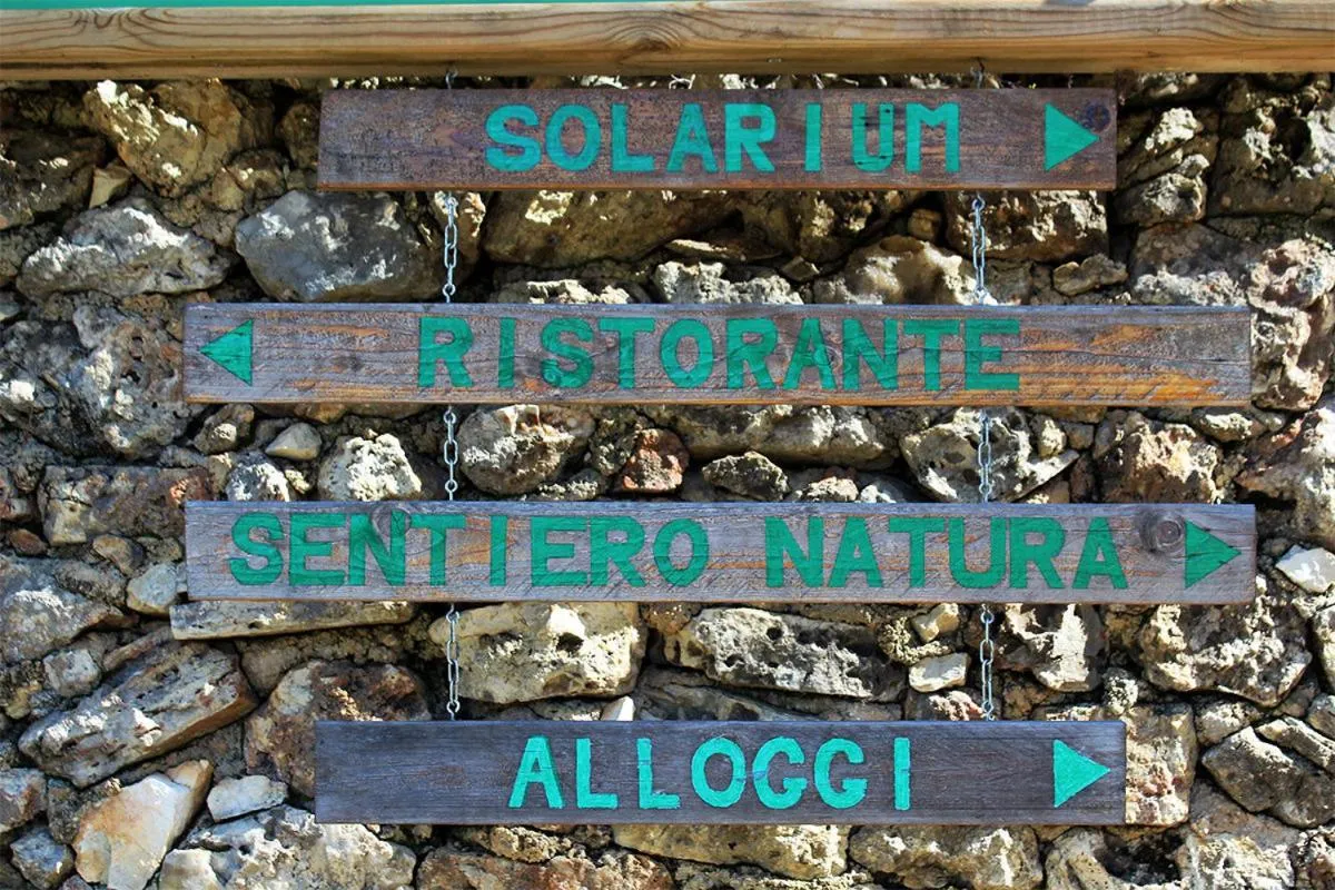 Property logo or sign in Agriturismo Fara del Falco
