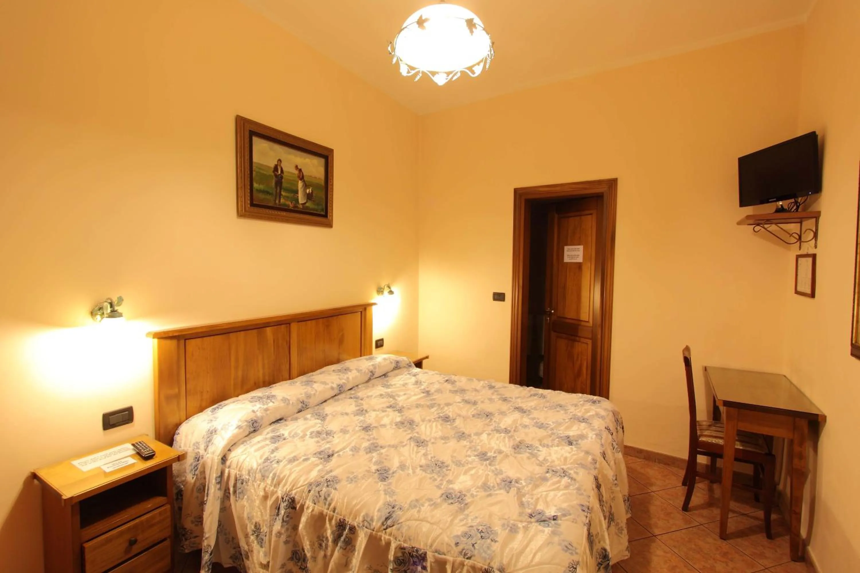 Bed in Hotel Margaret