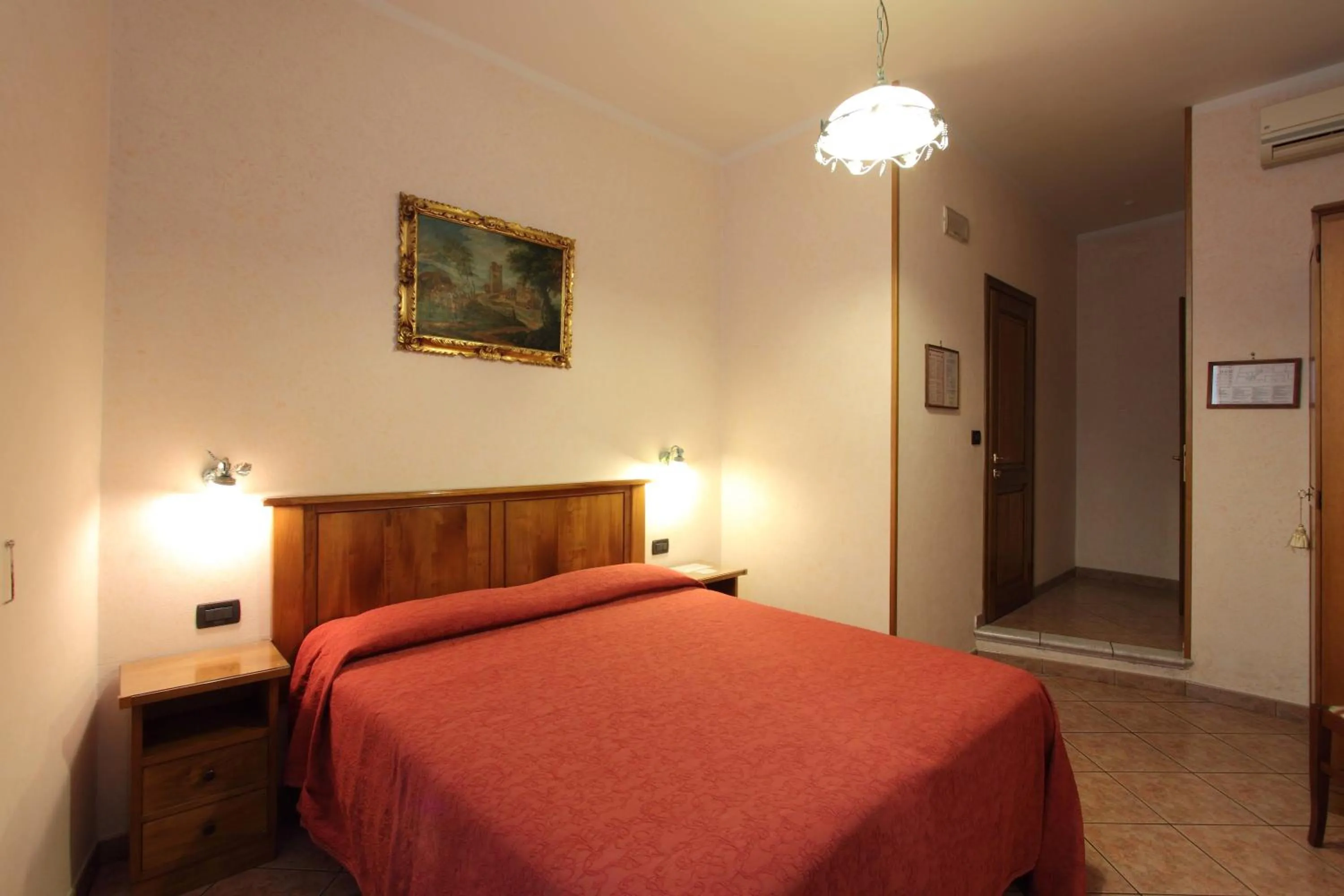 Bed in Hotel Margaret