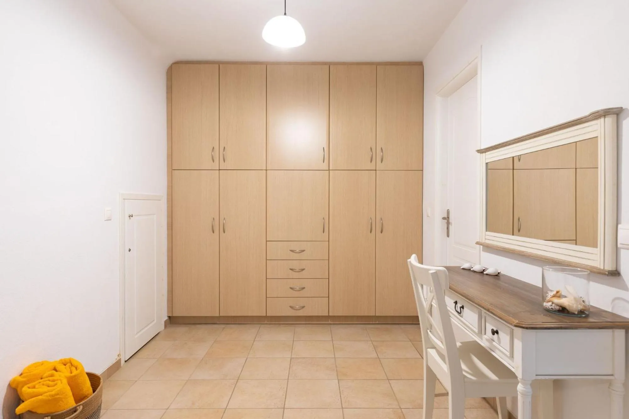 Photo of the whole room in Sea Wind Villas and Suites