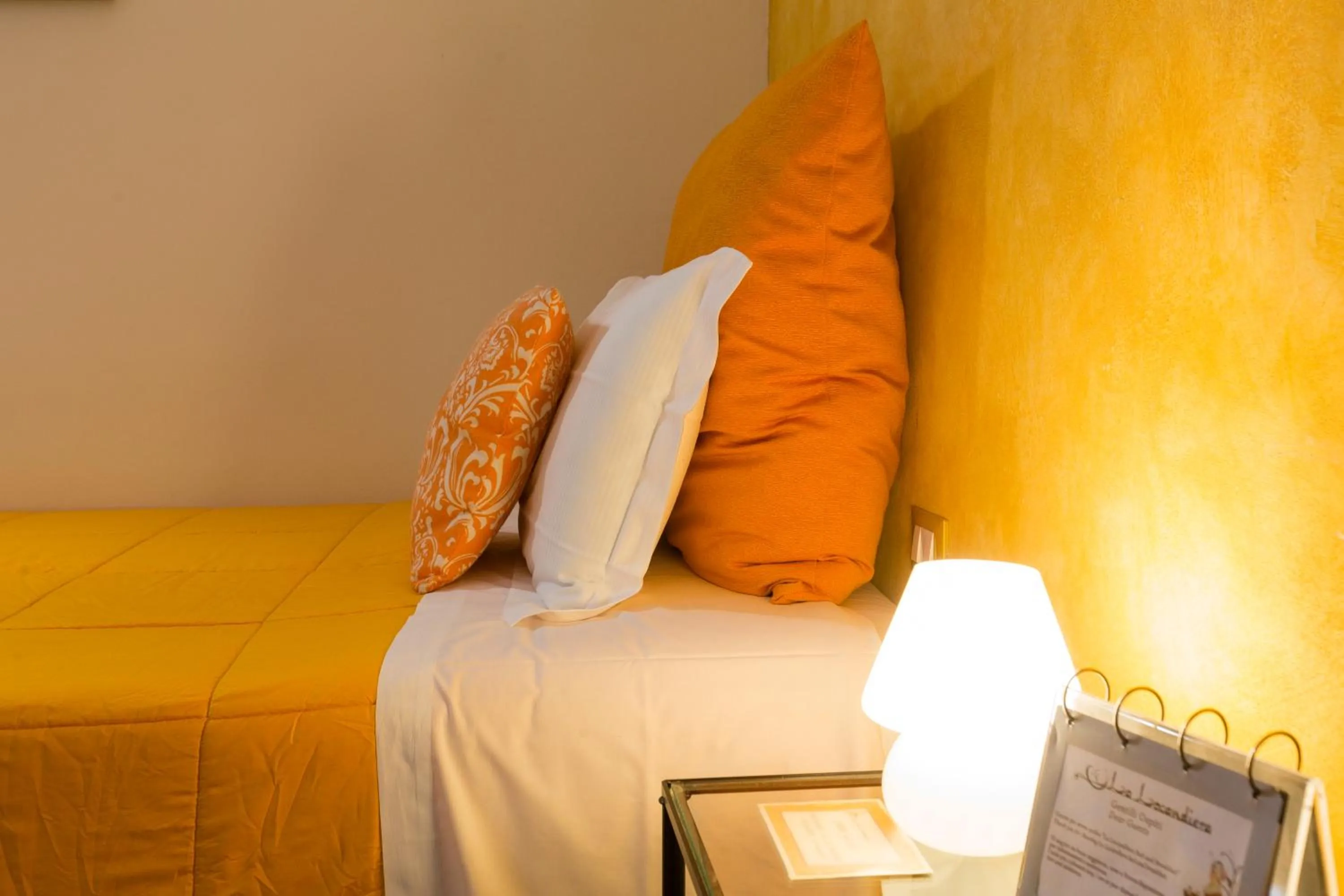 Bed in La Locandiera B&B