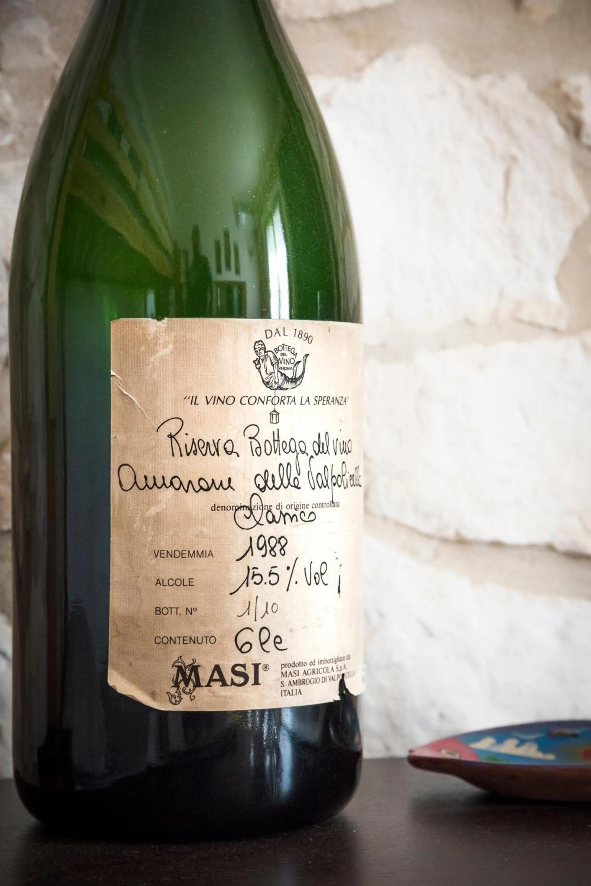 Decorative detail in Relais des Roches