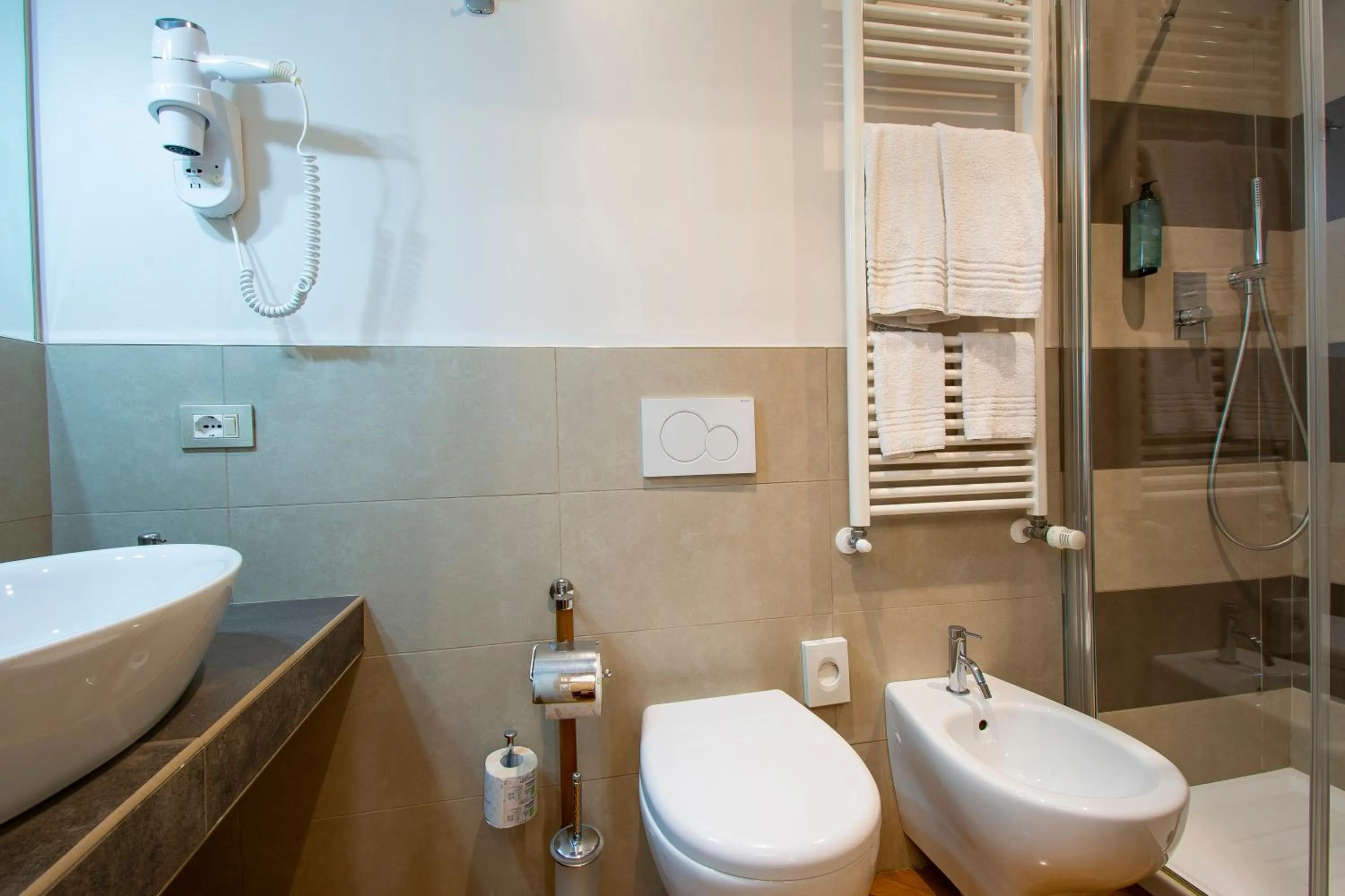 Bathroom in N4U Guest House Florence