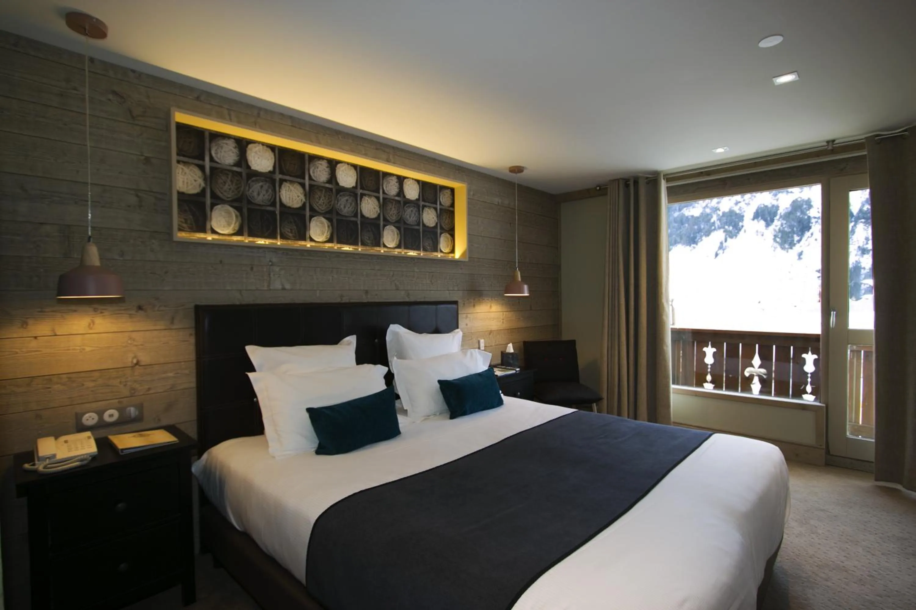 Bed in Hotel Edelweiss