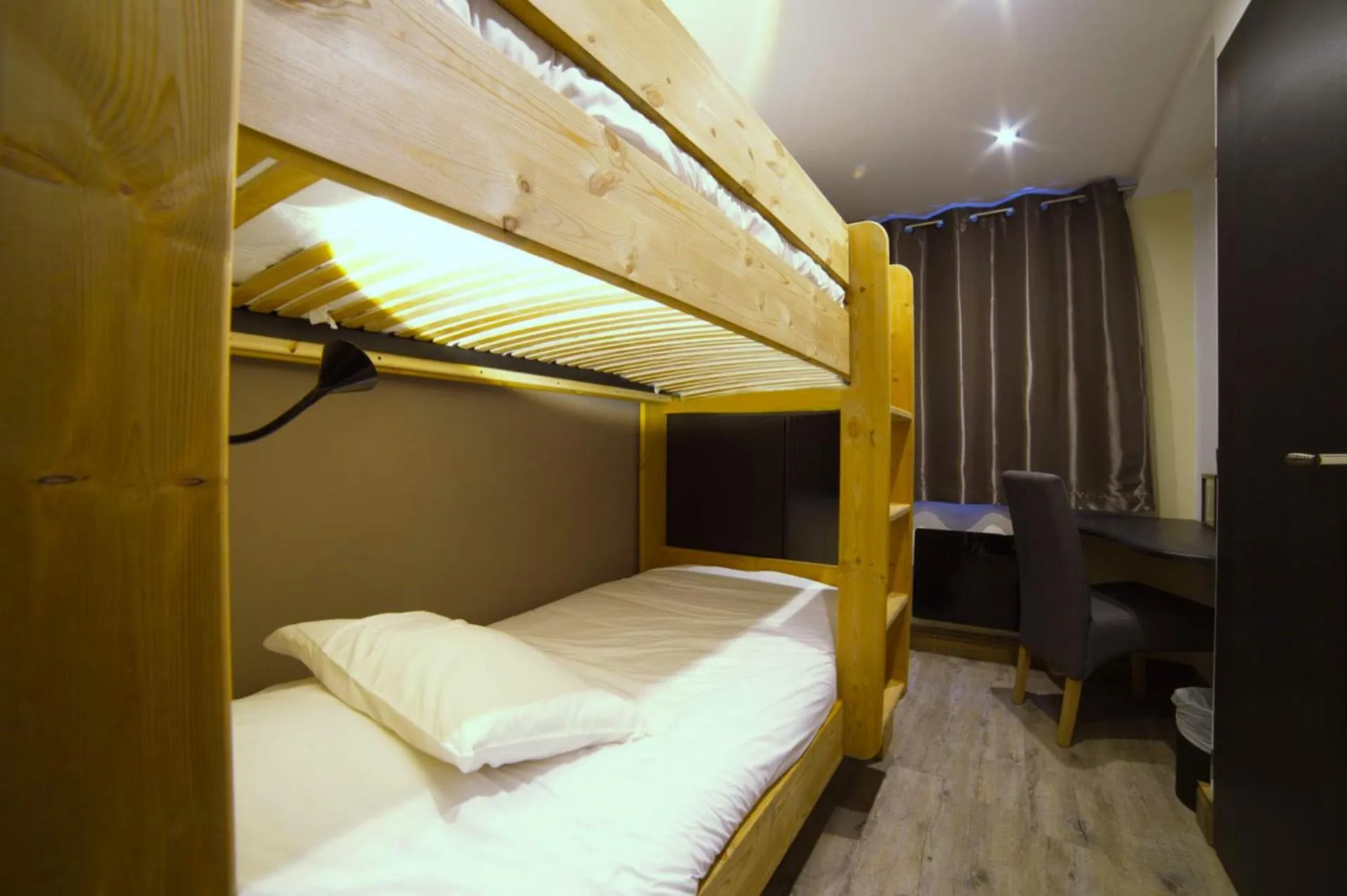 Bed in Hotel Edelweiss