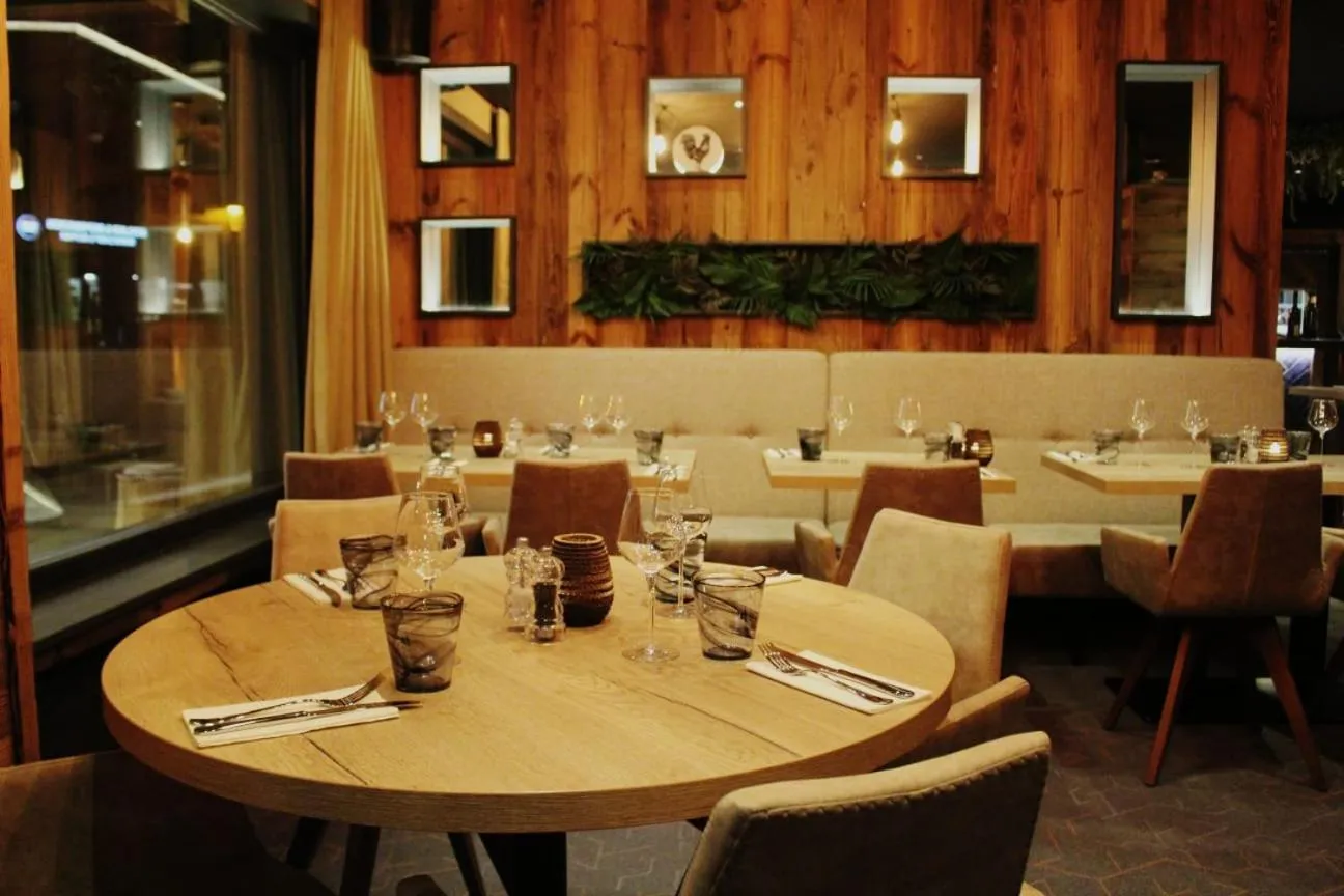 Restaurant/places to eat in Hotel Edelweiss