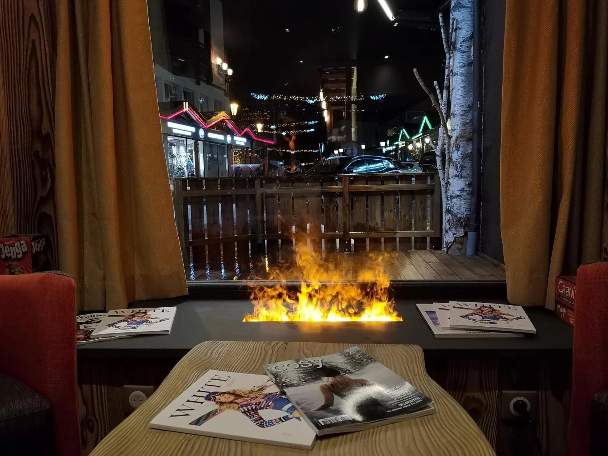 Lounge or bar in Hotel Edelweiss